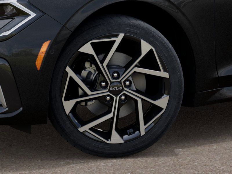 2026 Kia K5 EX - Photo 9