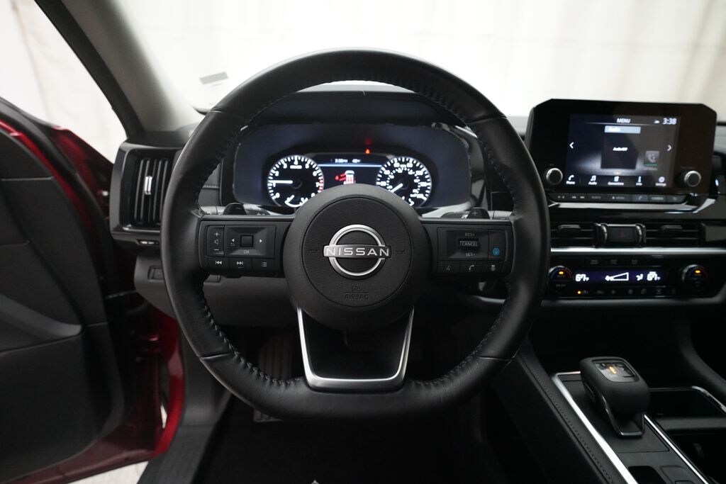 Used 2024 Nissan Pathfinder SV SUV