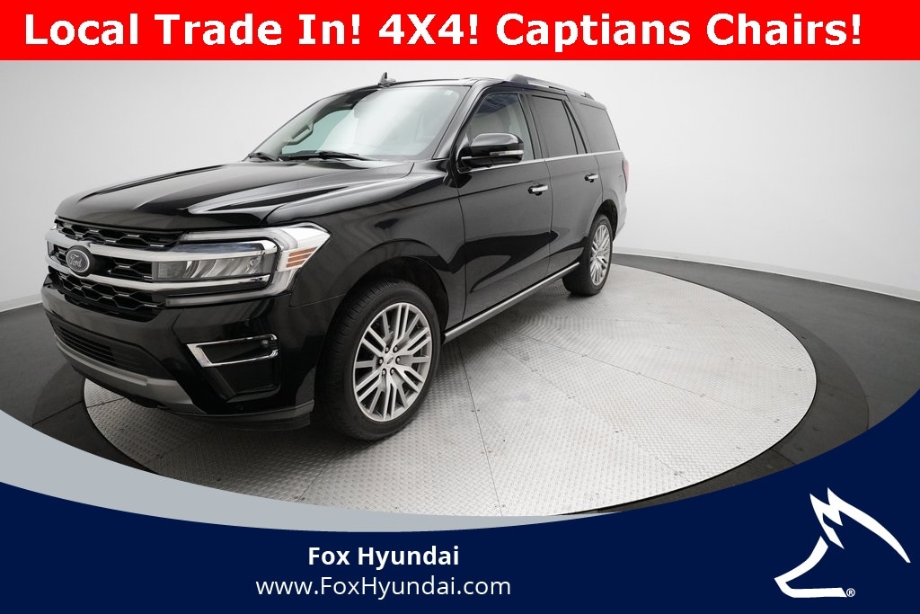 2022 Ford Expedition Limited's photo