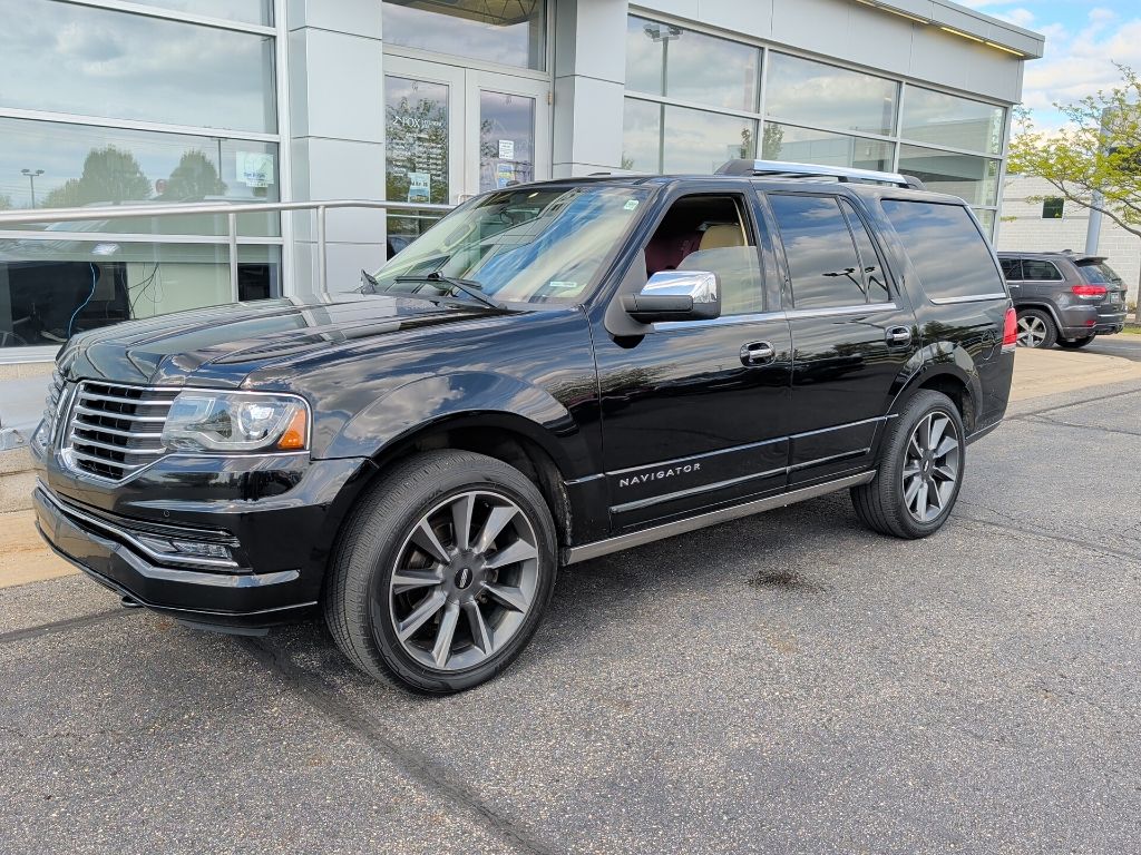 2016 Lincoln Navigator 4x4 Reserve's photo