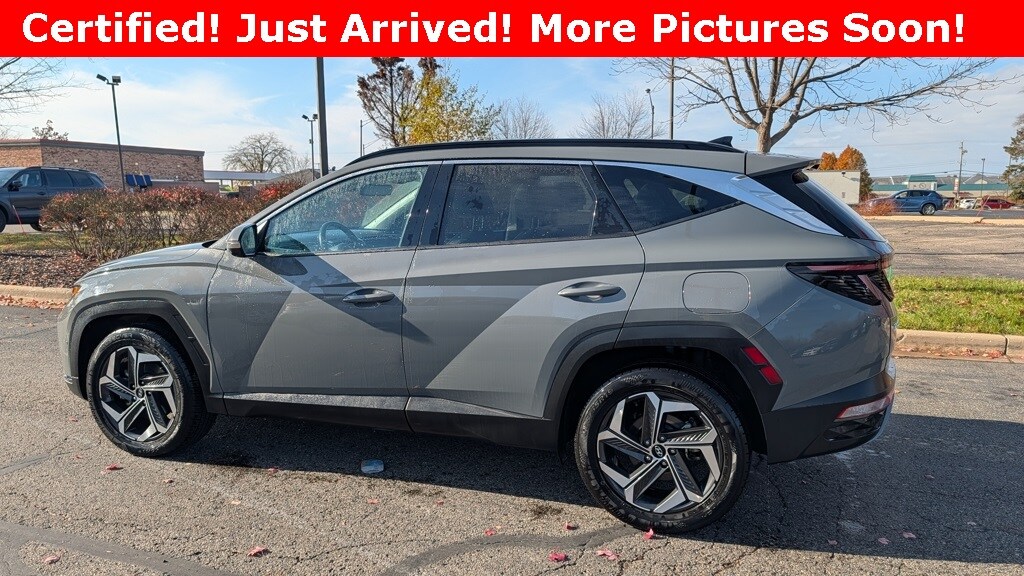 2024 Hyundai Tucson Limited photo 2
