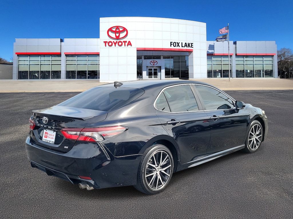 Used 2023 Toyota Camry SE Car