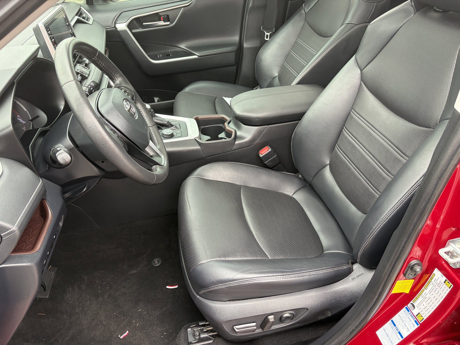 2020 Toyota RAV4 Limited - Photo 11