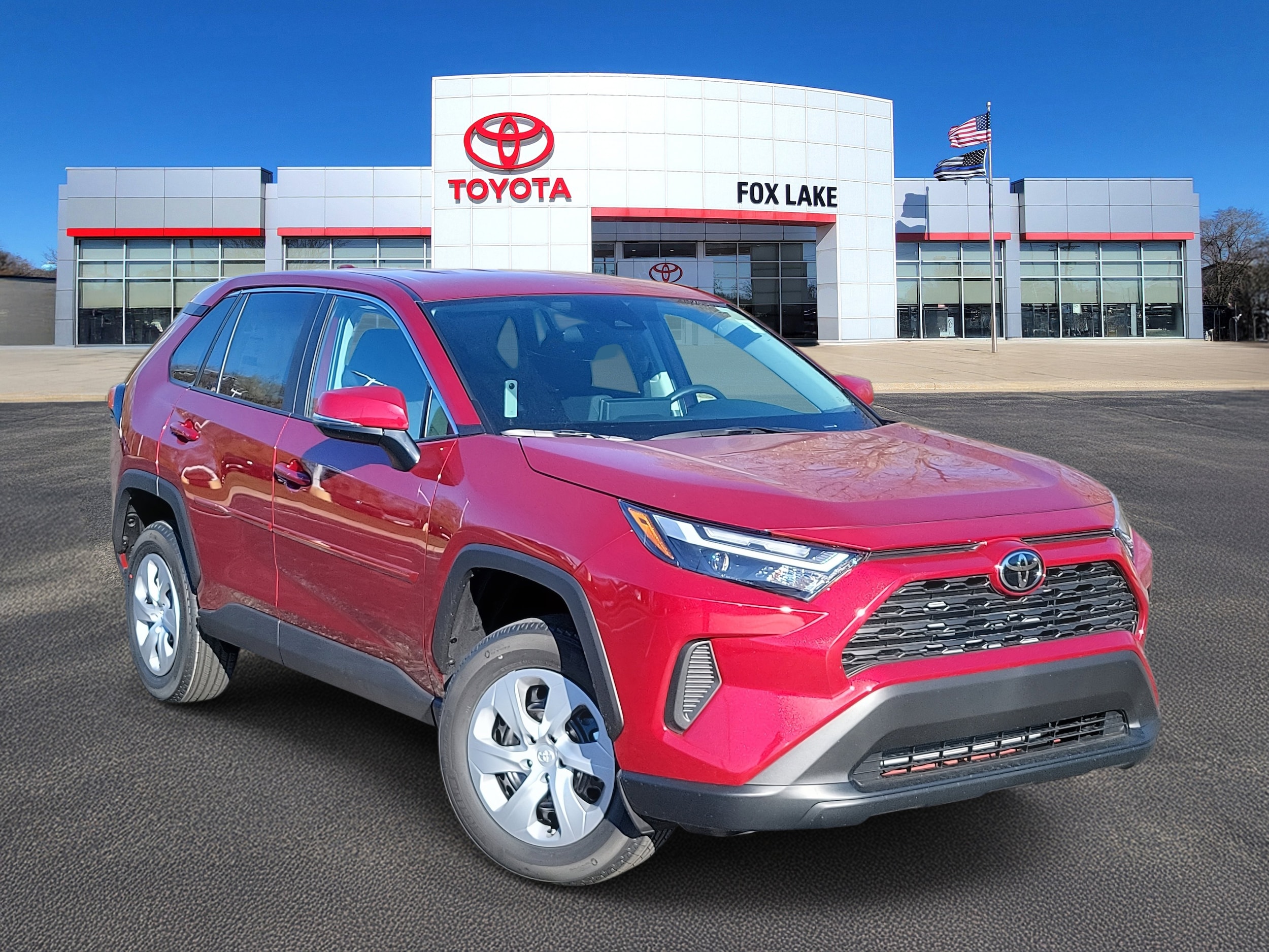 2025 Toyota RAV4 LE's photo