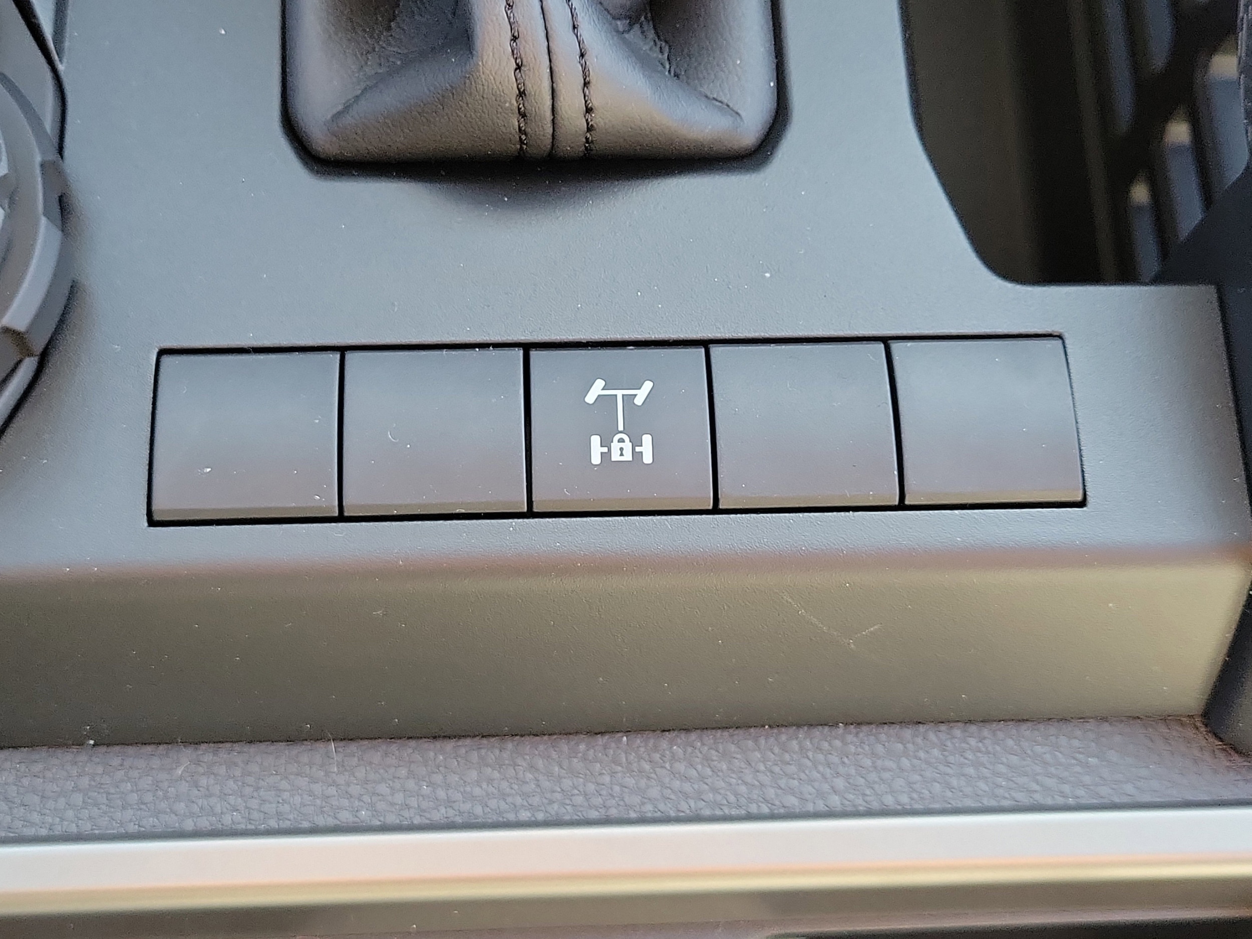 2025 Toyota 4Runner TRD Off-Road - Photo 28