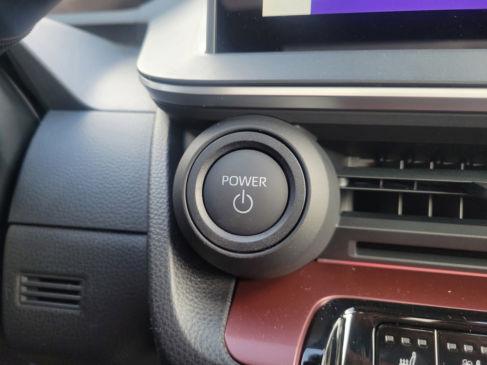 2026 Toyota Prius Plug-in Hybrid XSE Premium - Photo 26