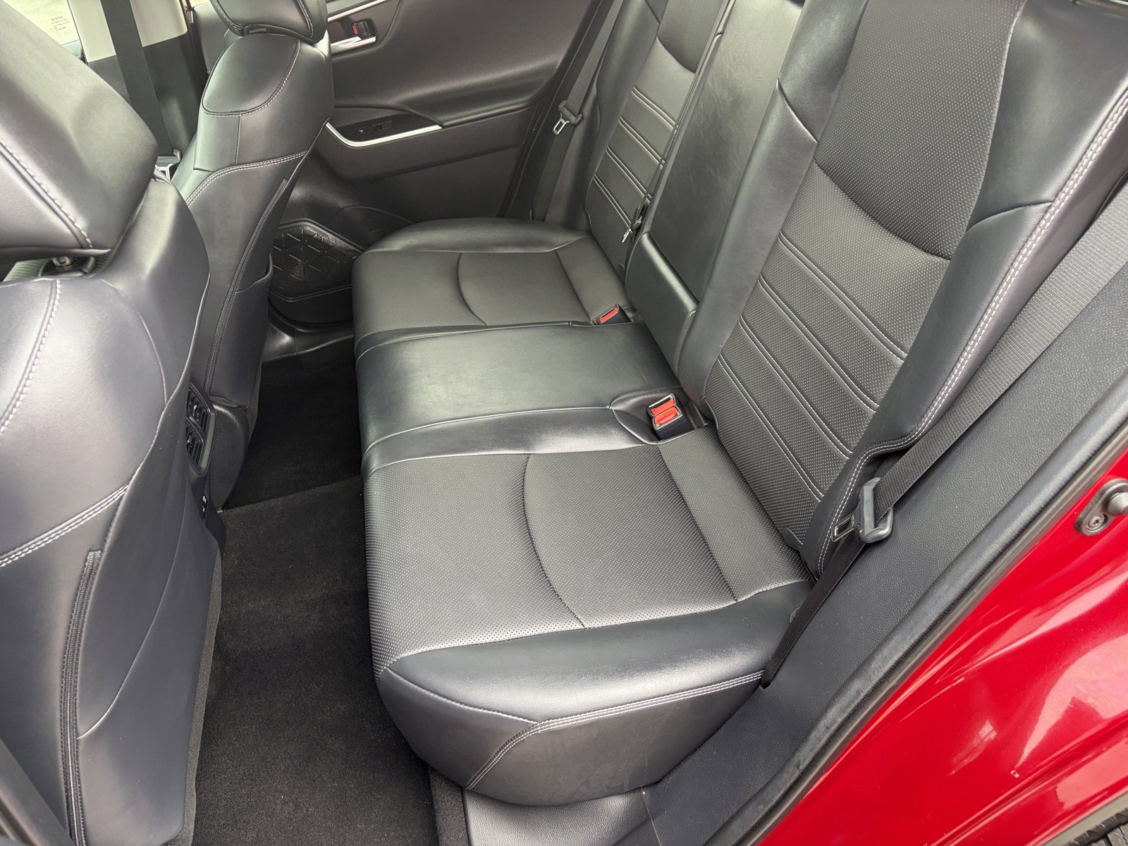 2020 Toyota RAV4 Limited - Photo 9