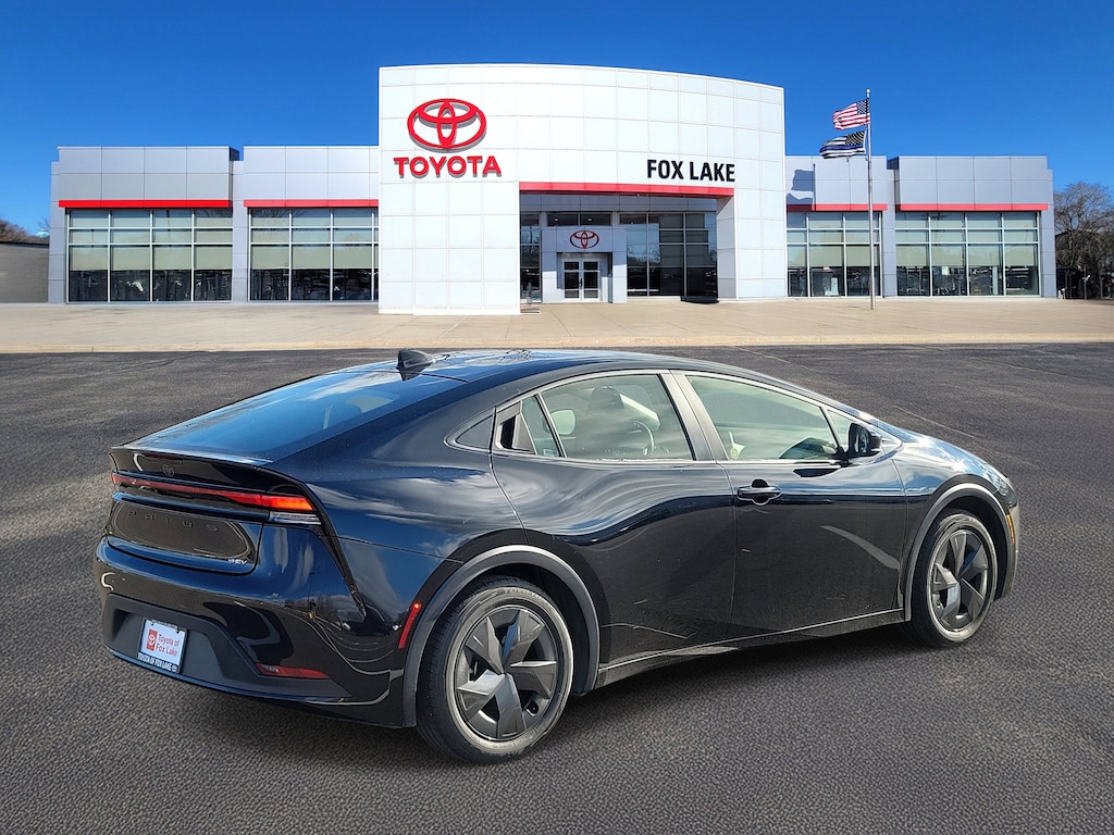 Used 2024 Toyota Prius LE Hatchback