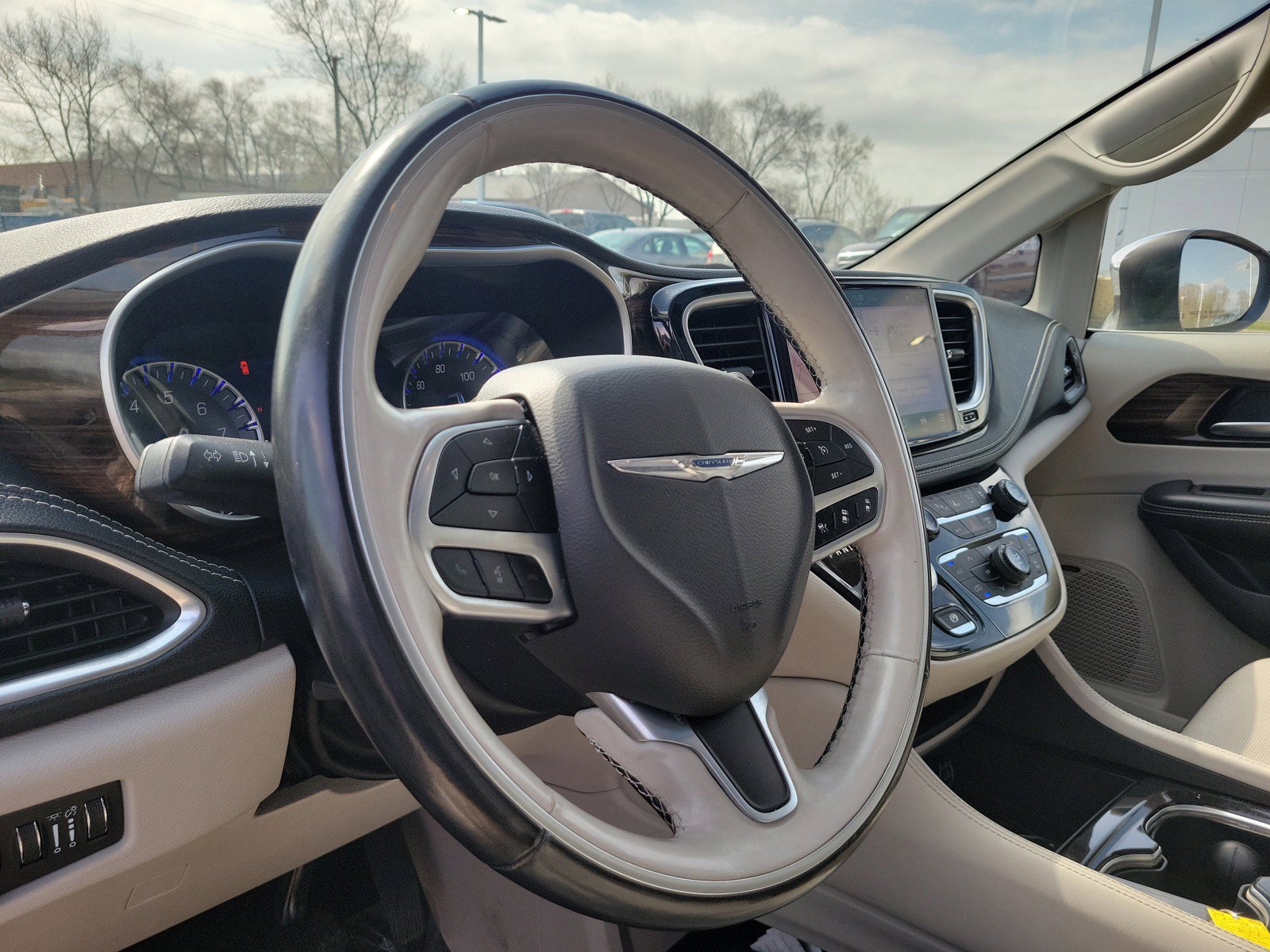 2021 Chrysler Pacifica Limited - Photo 18