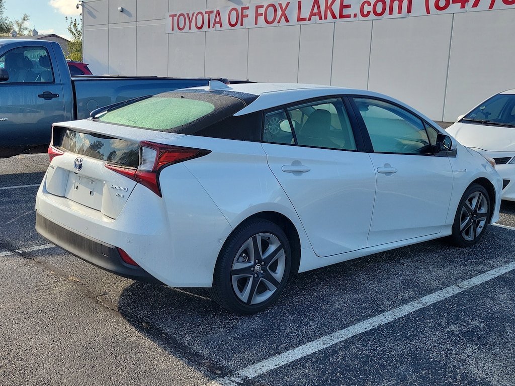 Used 2021 Toyota Prius XLE Hatchback