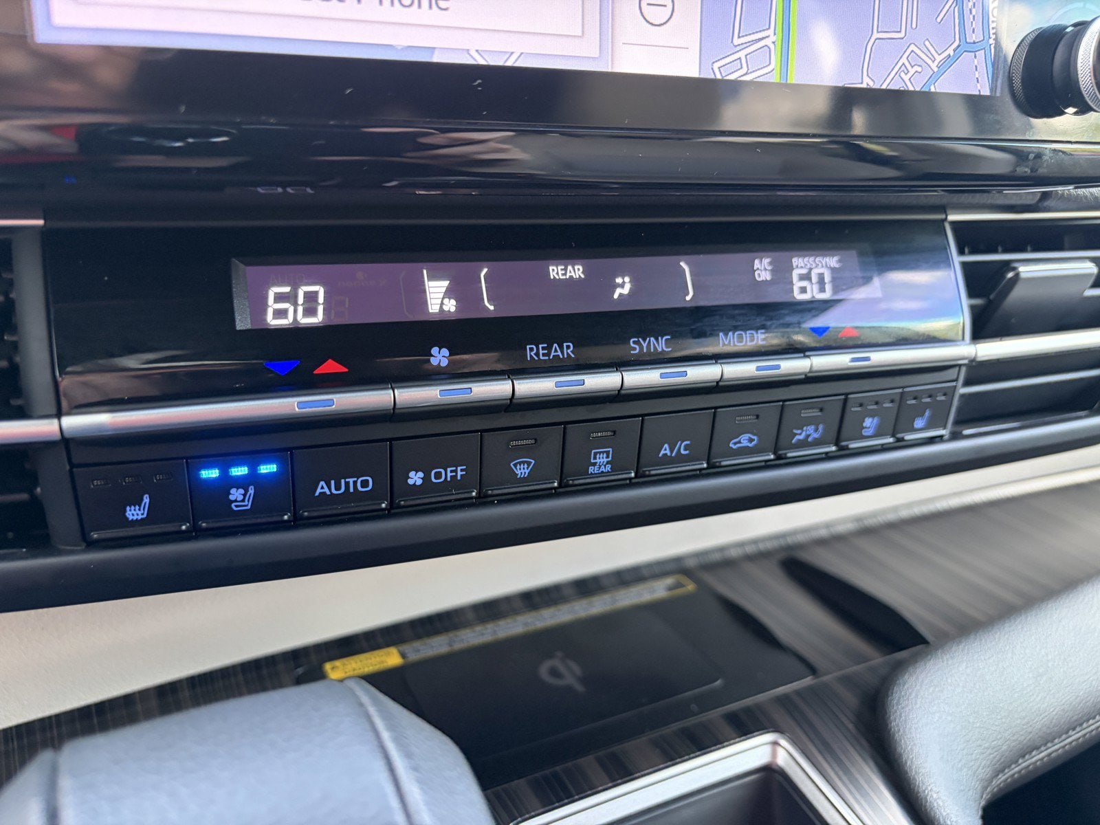 2023 Toyota Sienna Limited - Photo 20