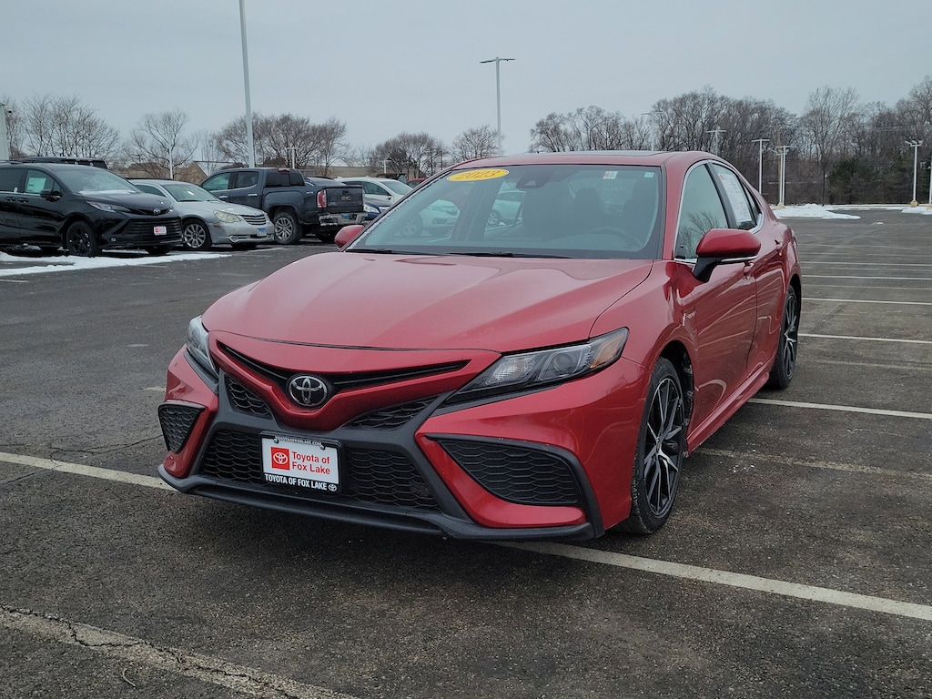 Used 2023 Toyota Camry SE Car
