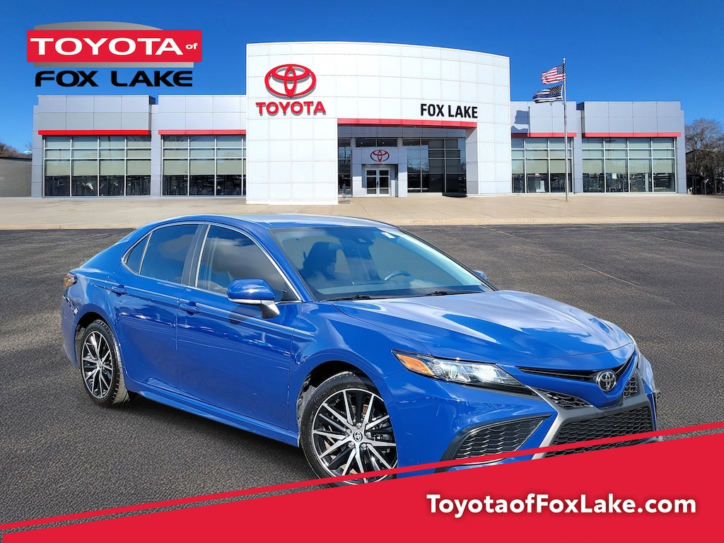 Used 2023 Toyota Camry SE Car