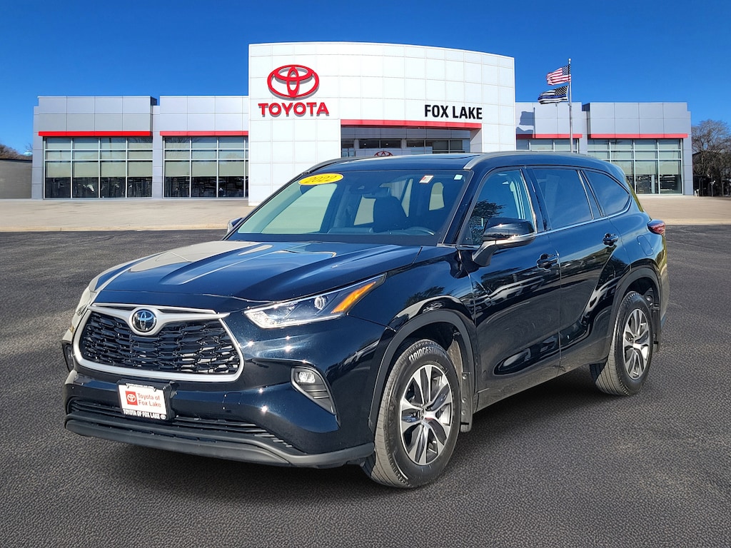 Used 2022 Toyota Highlander XLE Sport Utility