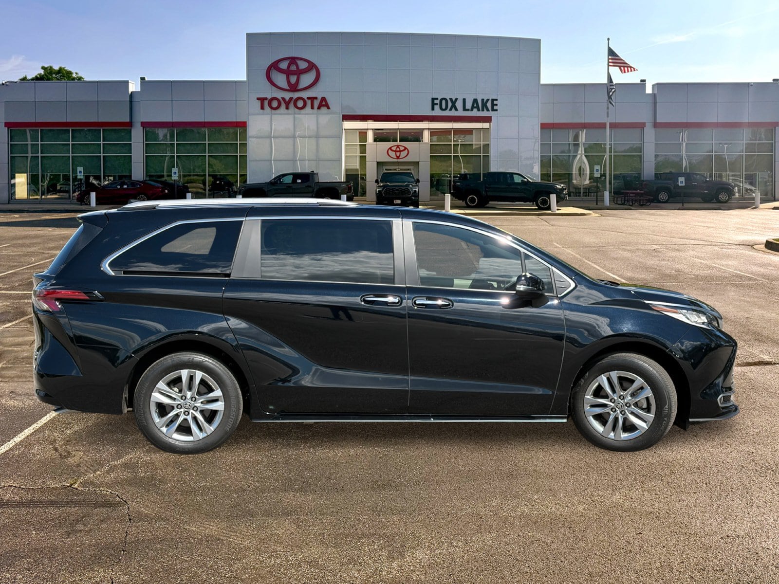 2023 Toyota Sienna Limited - Photo 6
