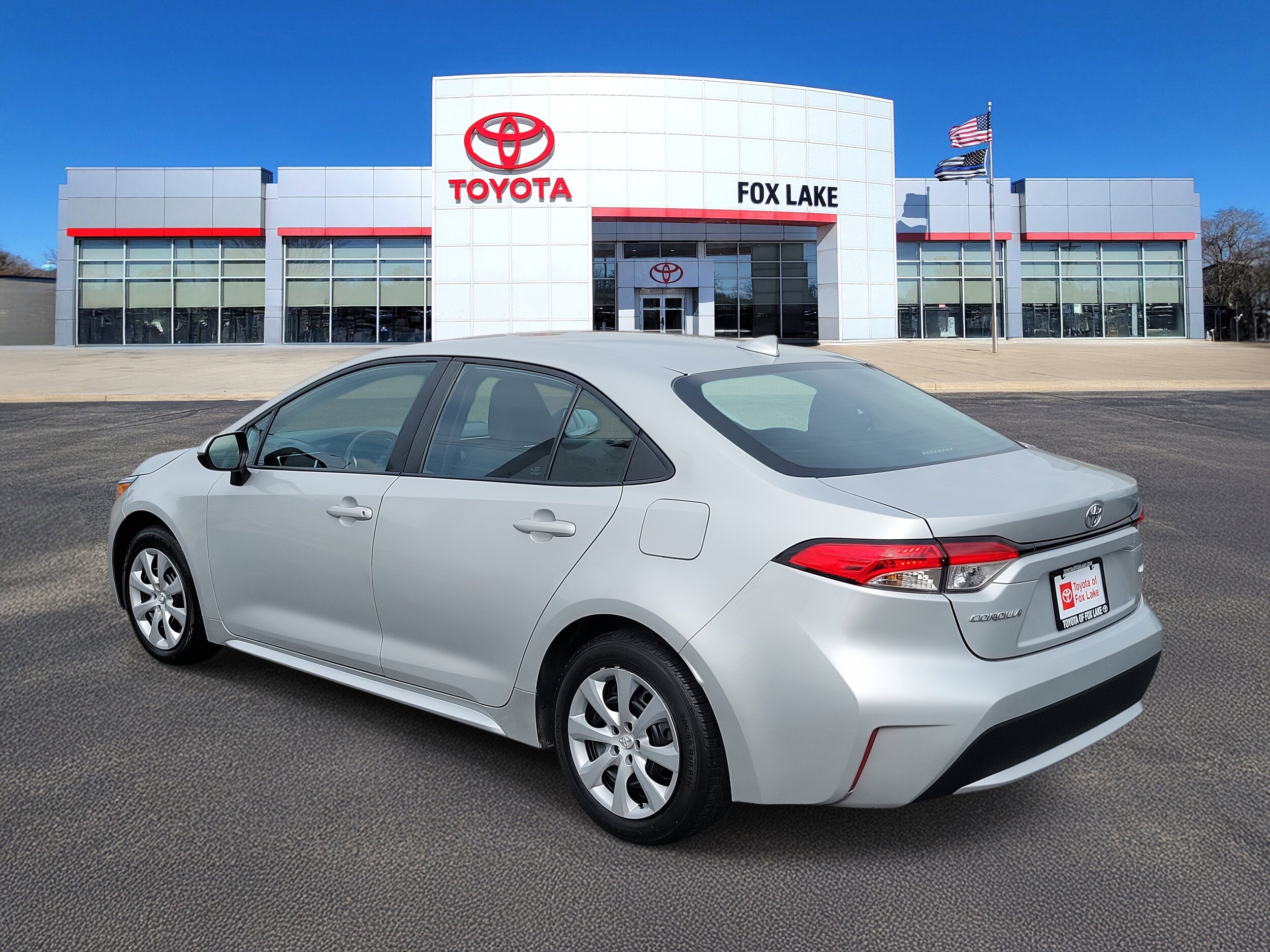 2022 Toyota Corolla LE photo 3