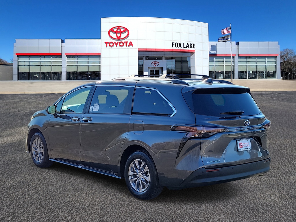 New 2025 Toyota Sienna XLE 7 PASSENGER