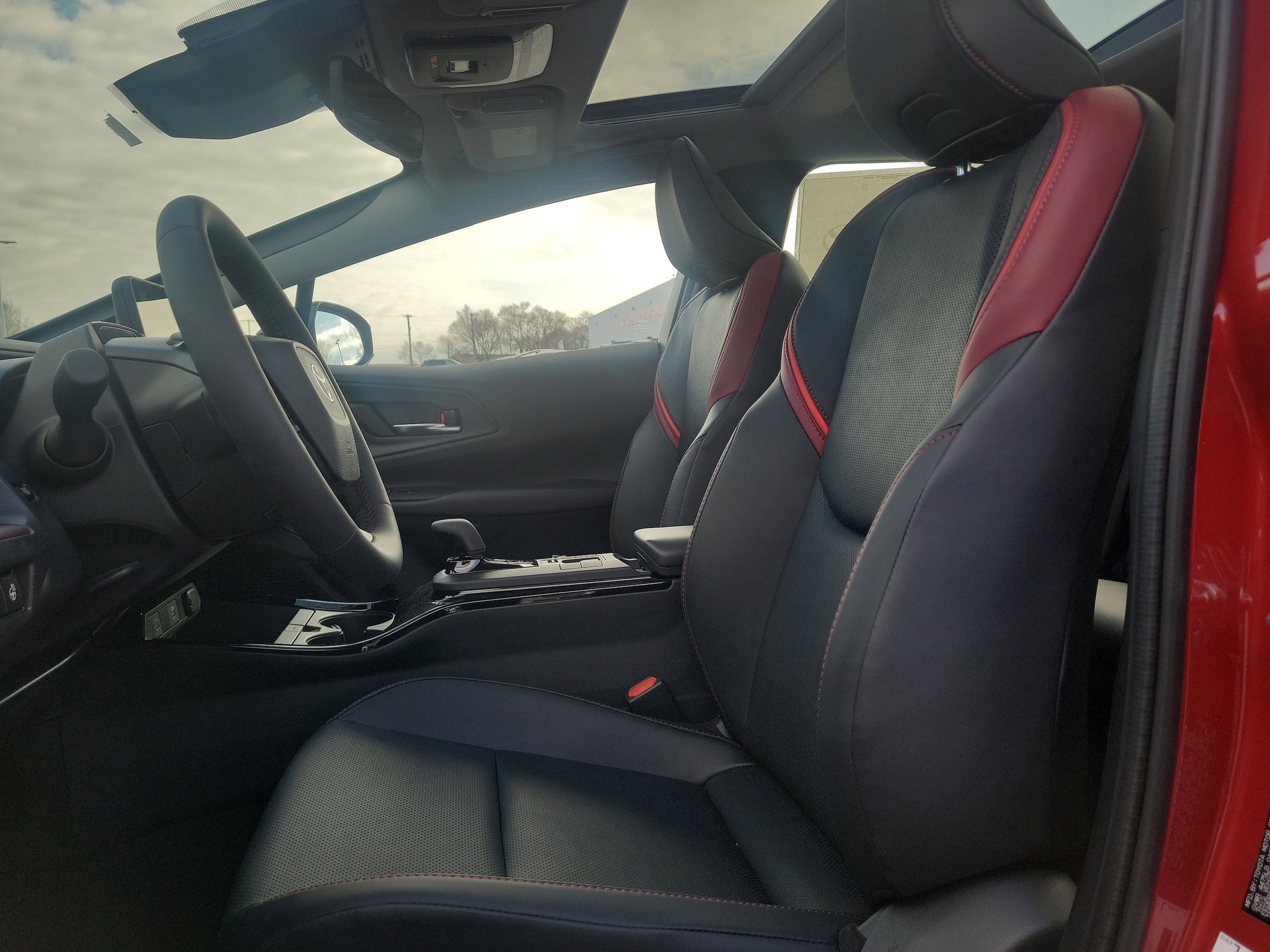 2026 Toyota Prius Plug-in Hybrid XSE Premium - Photo 16