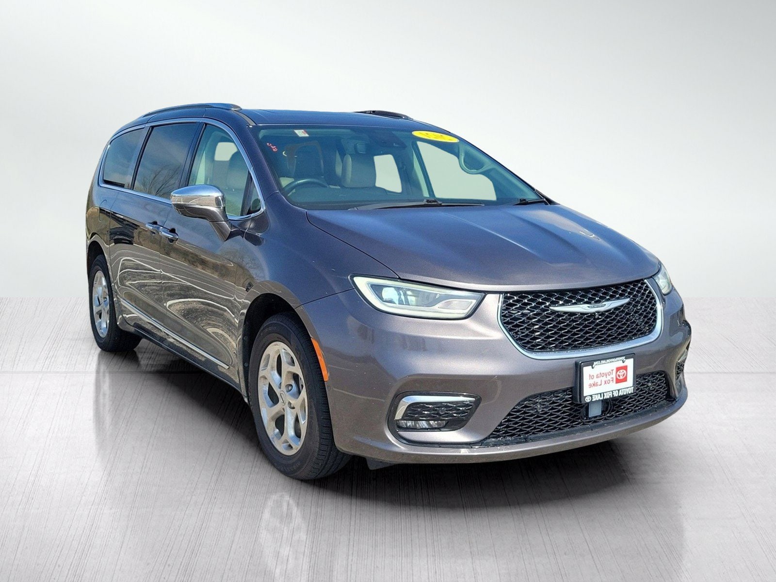 2021 Chrysler Pacifica Limited - Photo 2
