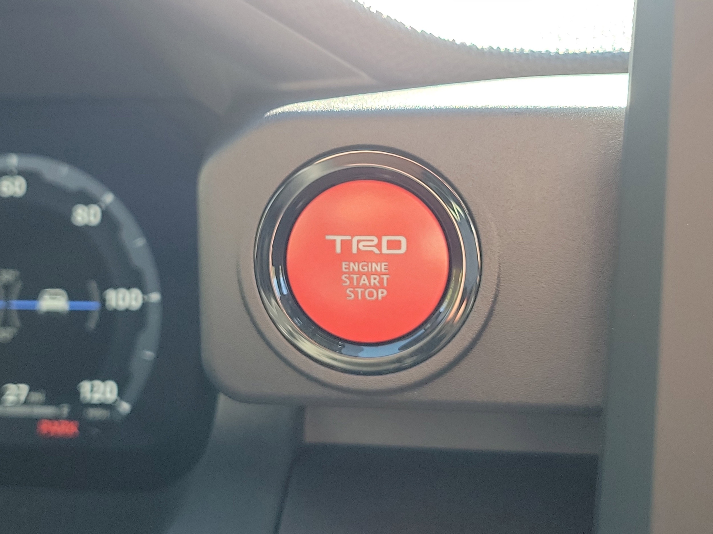 2025 Toyota 4Runner TRD Off-Road - Photo 29