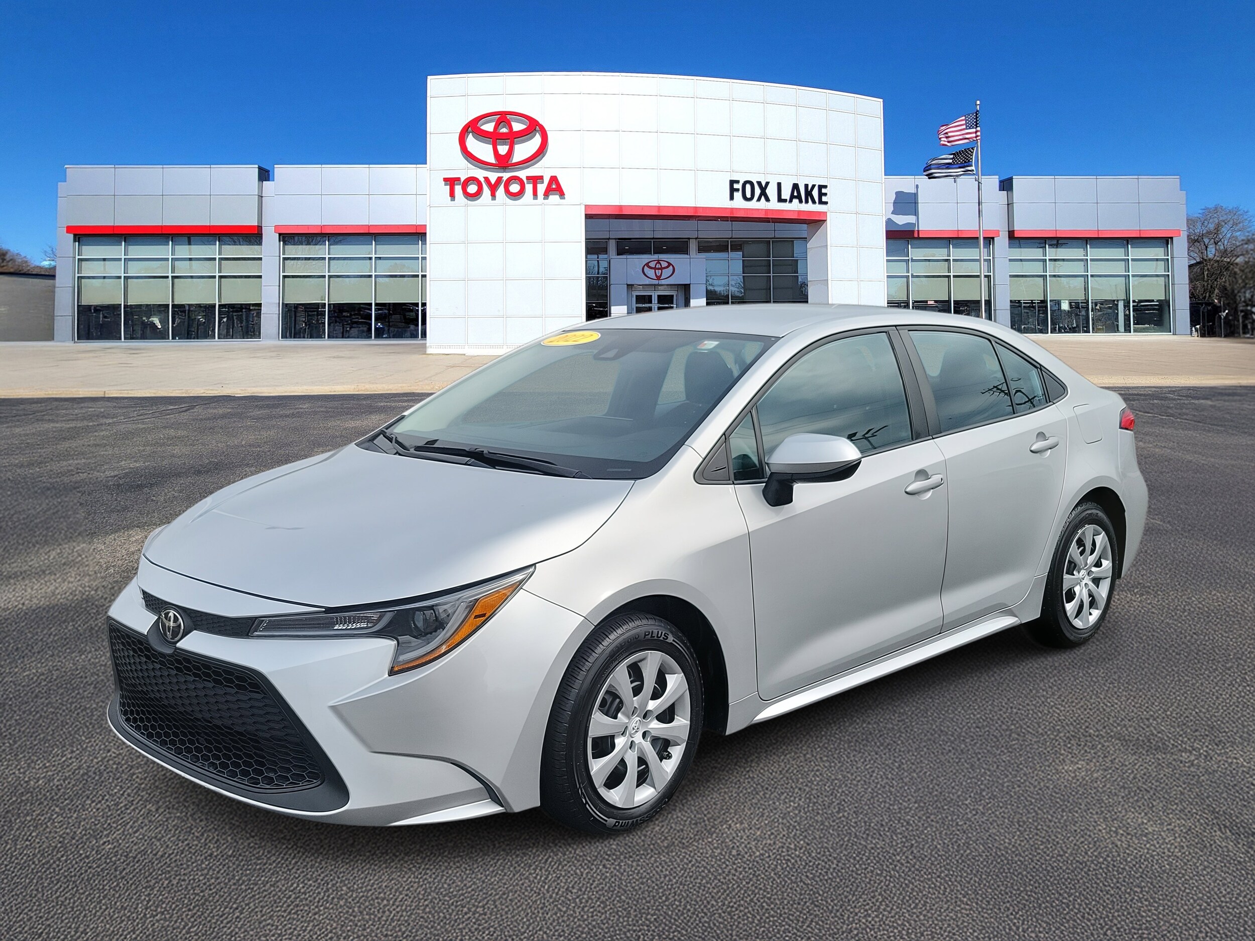 2022 Toyota Corolla LE photo 2