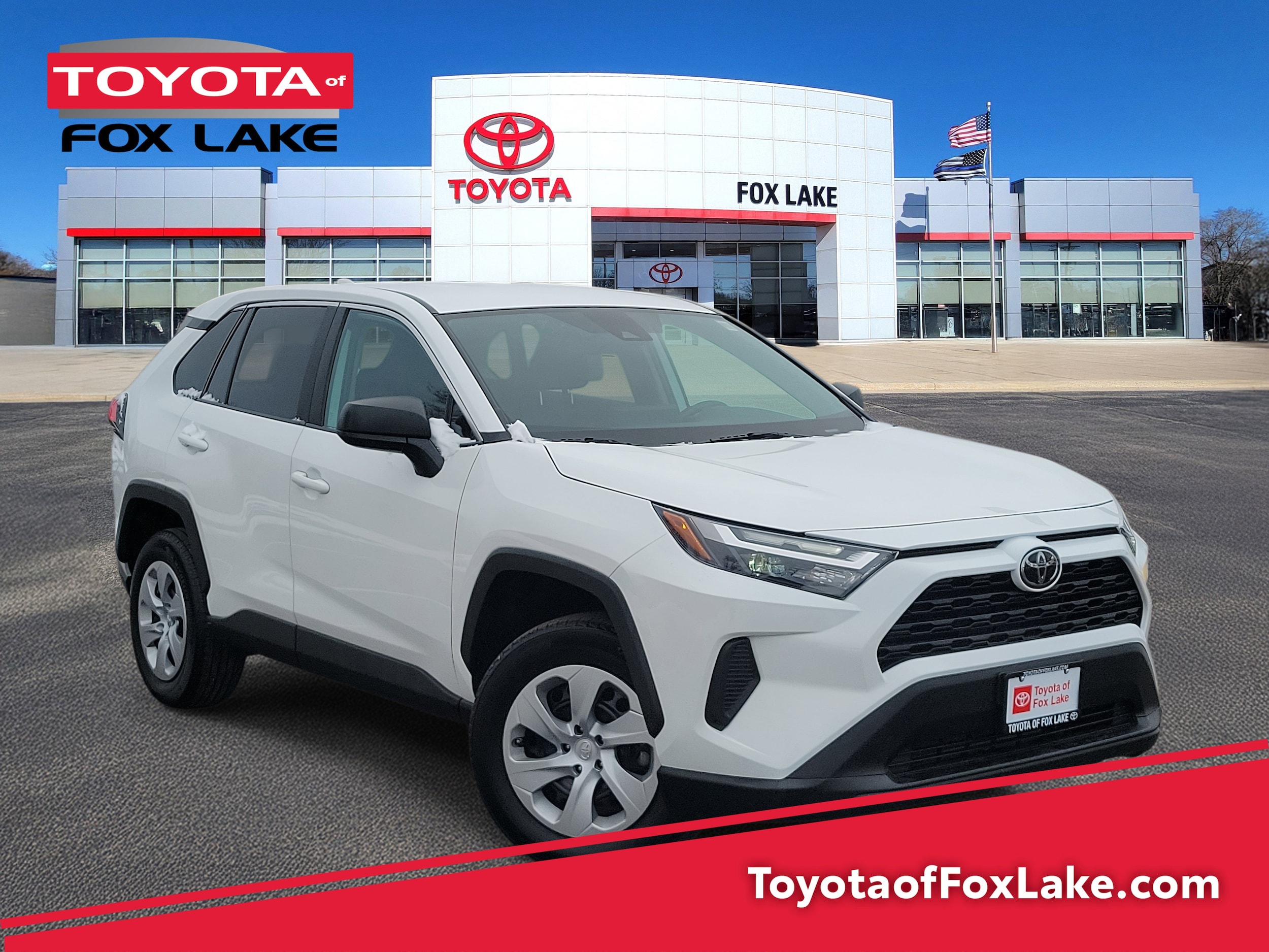 2024 Toyota RAV4 LE's photo