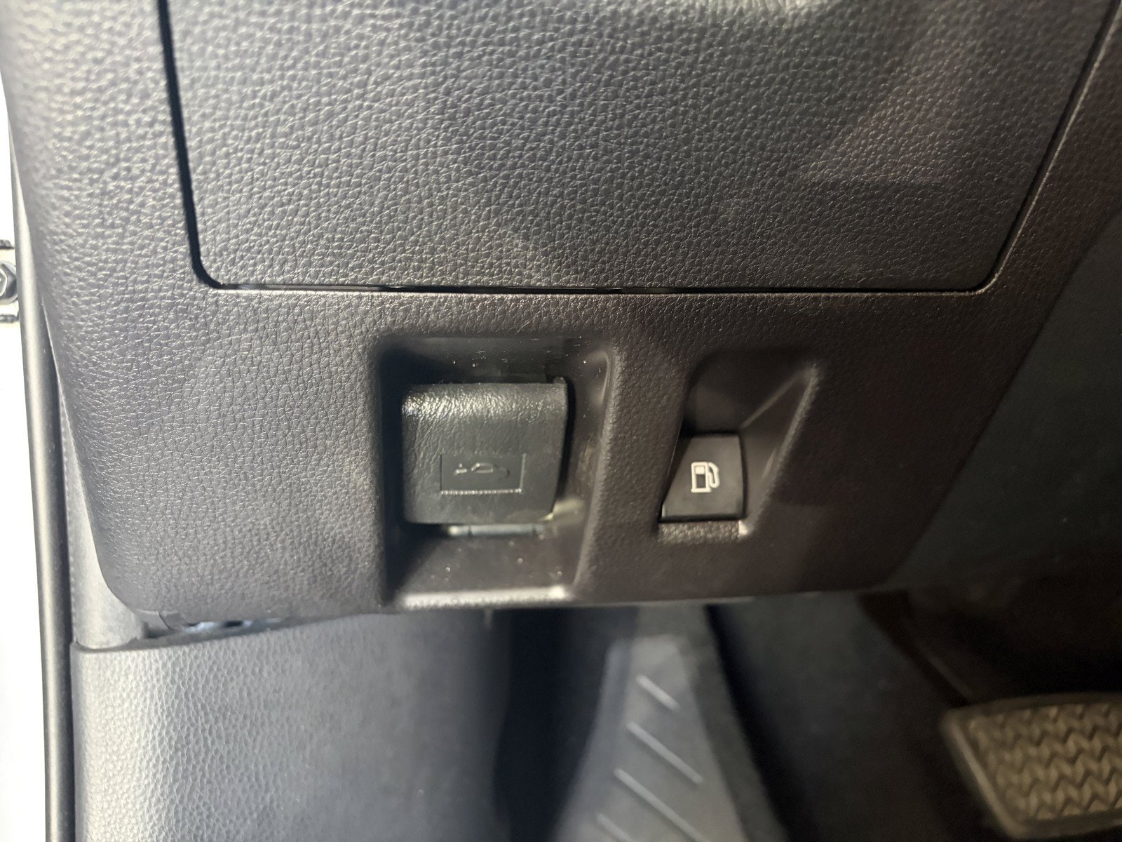 2021 Toyota Highlander Platinum - Photo 30