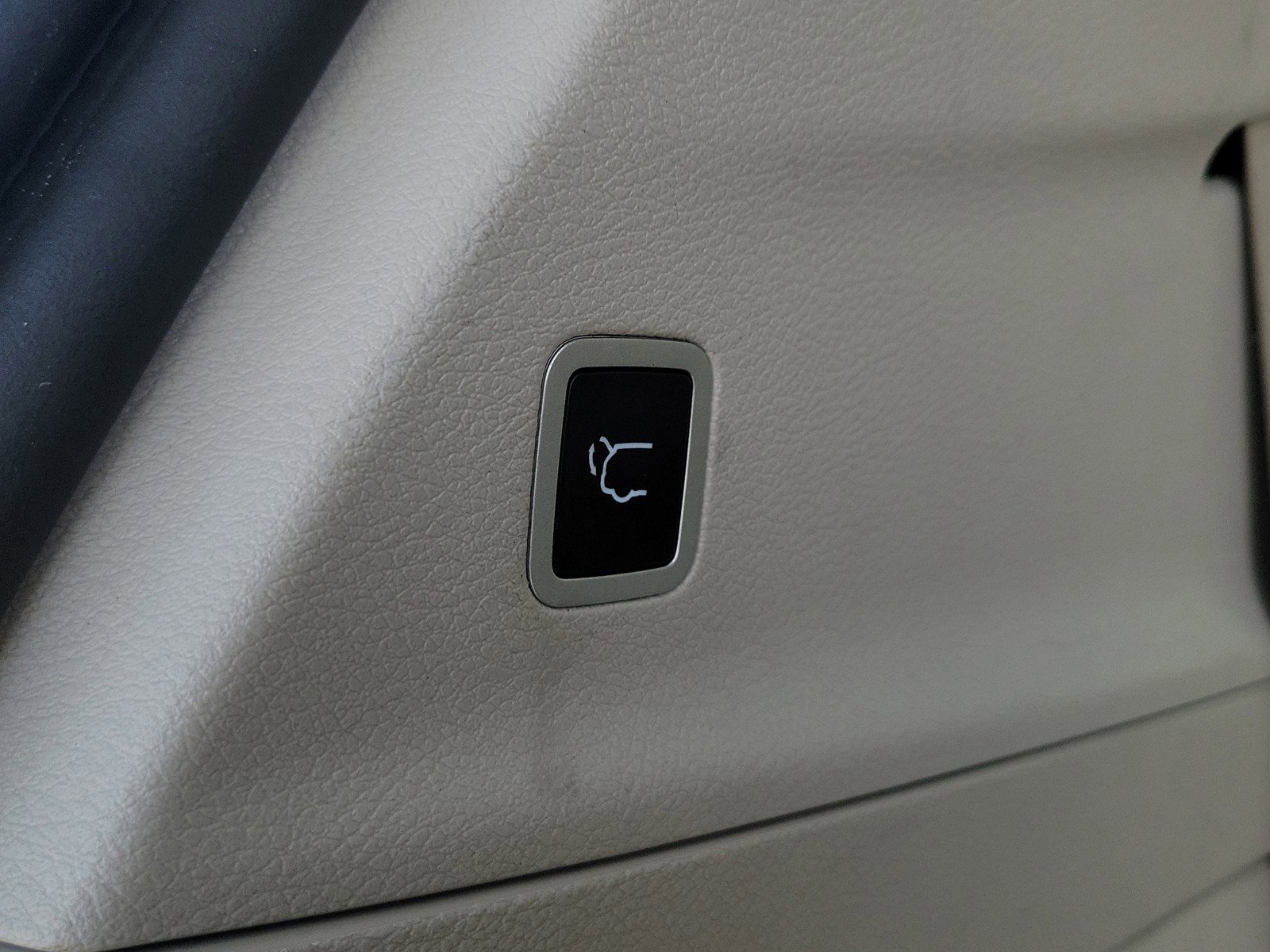 2021 Chrysler Pacifica Limited - Photo 9