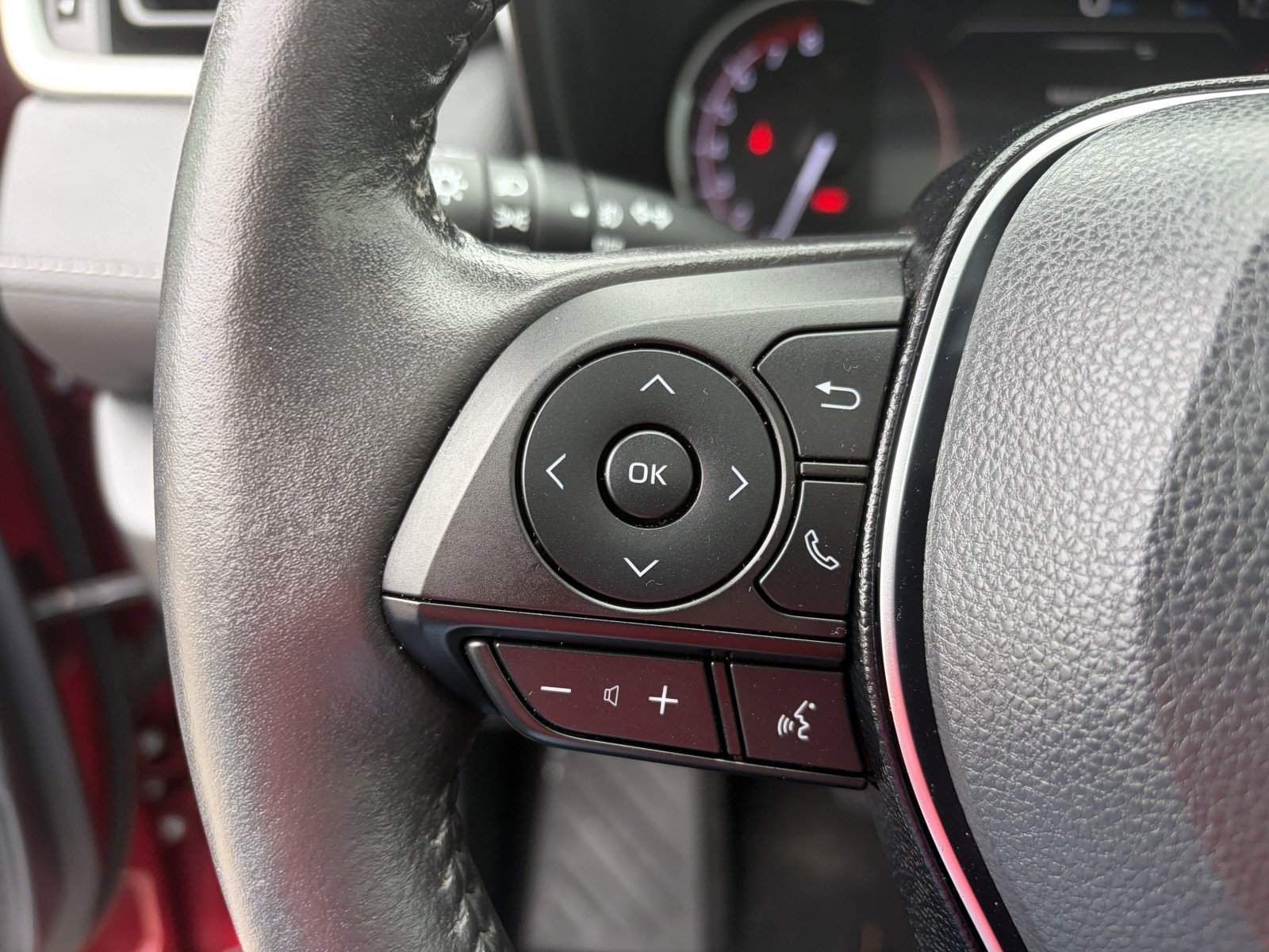 2020 Toyota RAV4 Limited - Photo 15