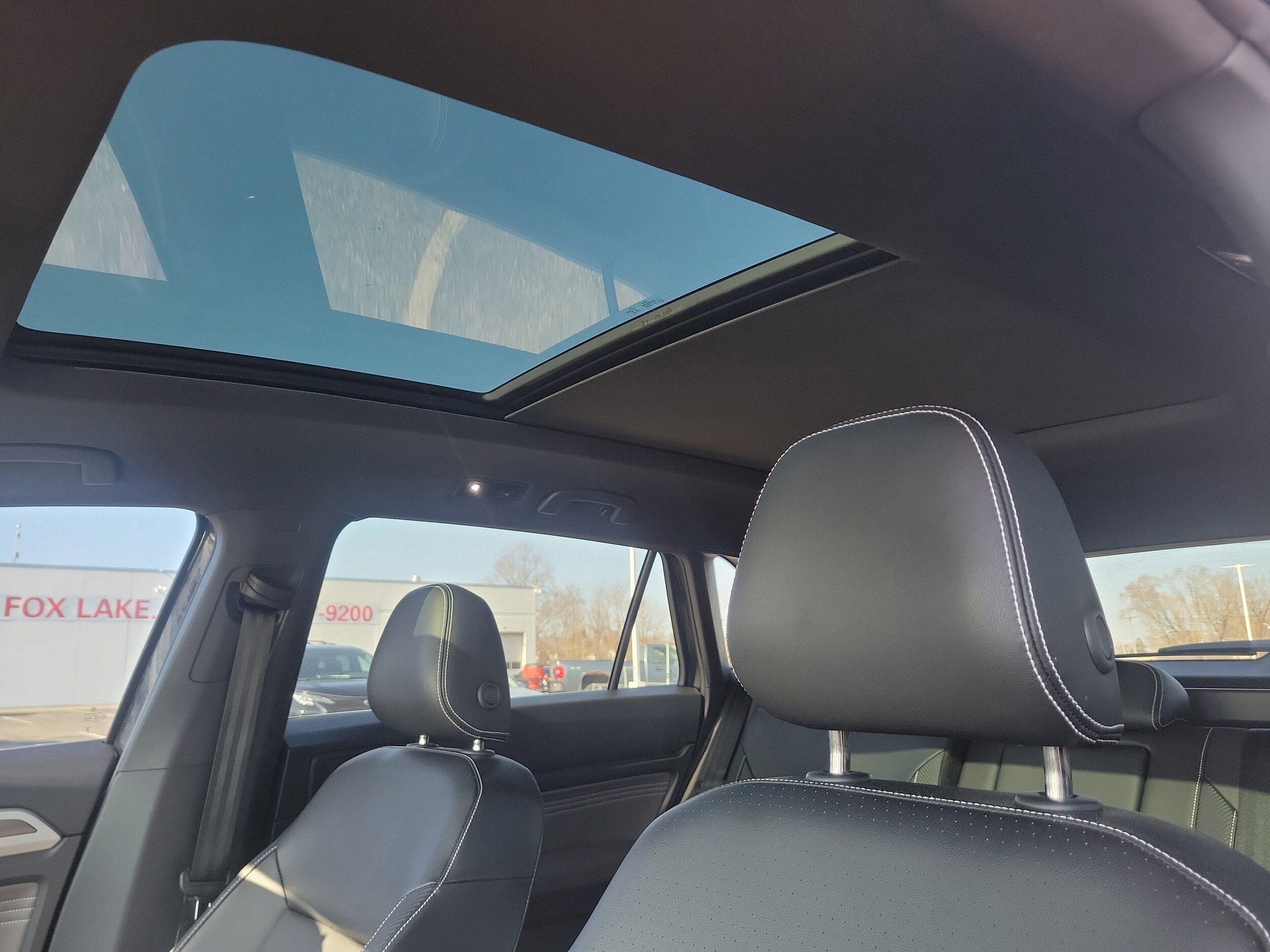 2023 Volkswagen Atlas Cross Sport SEL R-Line Black - Photo 17