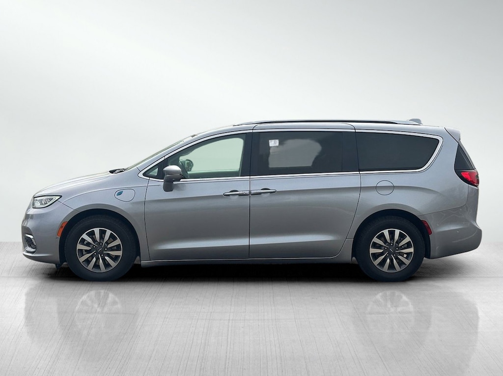 Used 2021 Chrysler Pacifica Hybrid Touring L Mini-van, Passenger