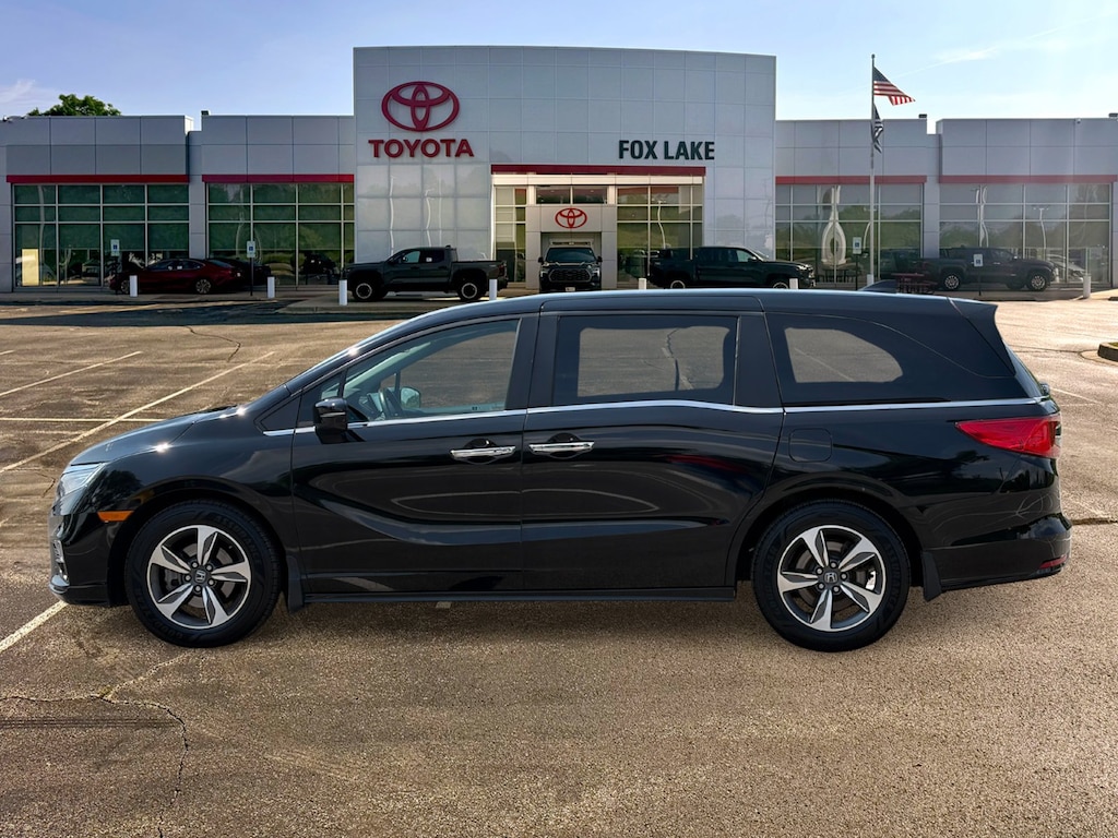 Used 2018 Honda Odyssey Touring Mini-van, Passenger