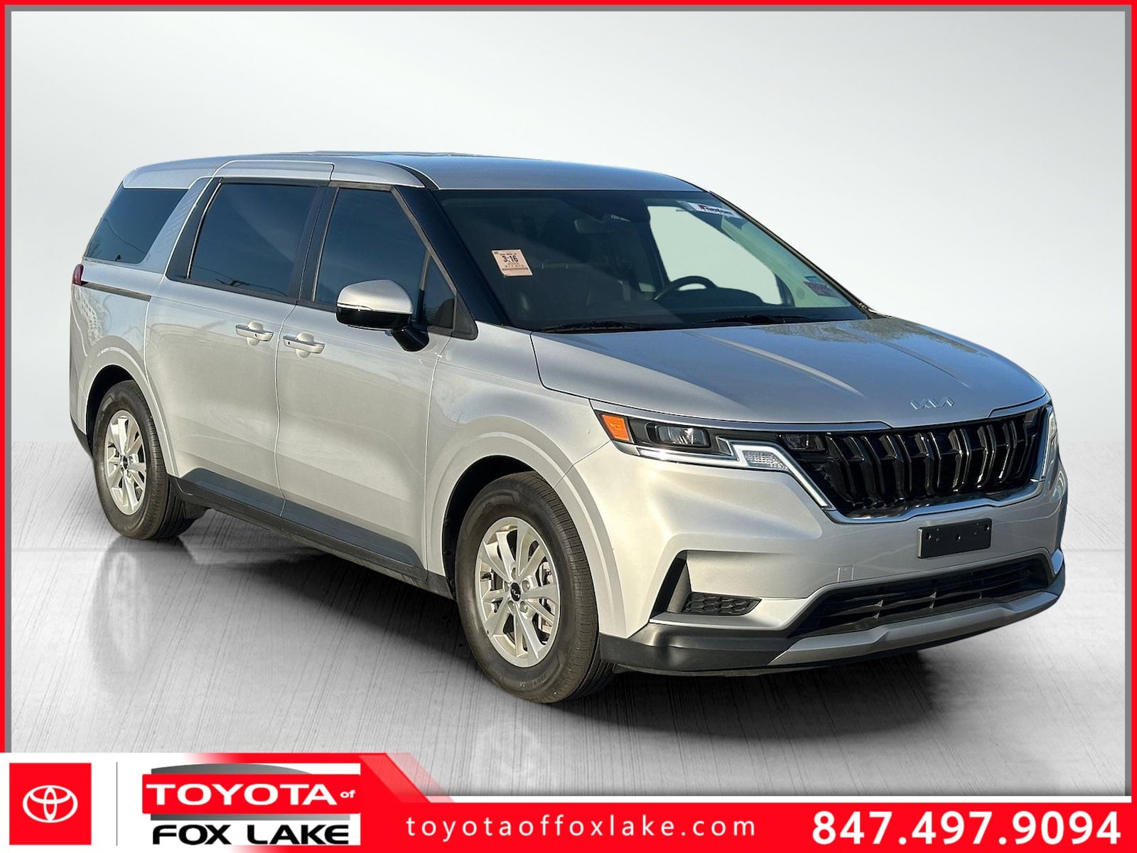 2023 Kia Sedona LX Seat Pkg's photo