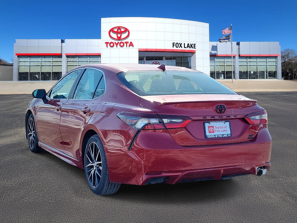 Used 2023 Toyota Camry SE Car
