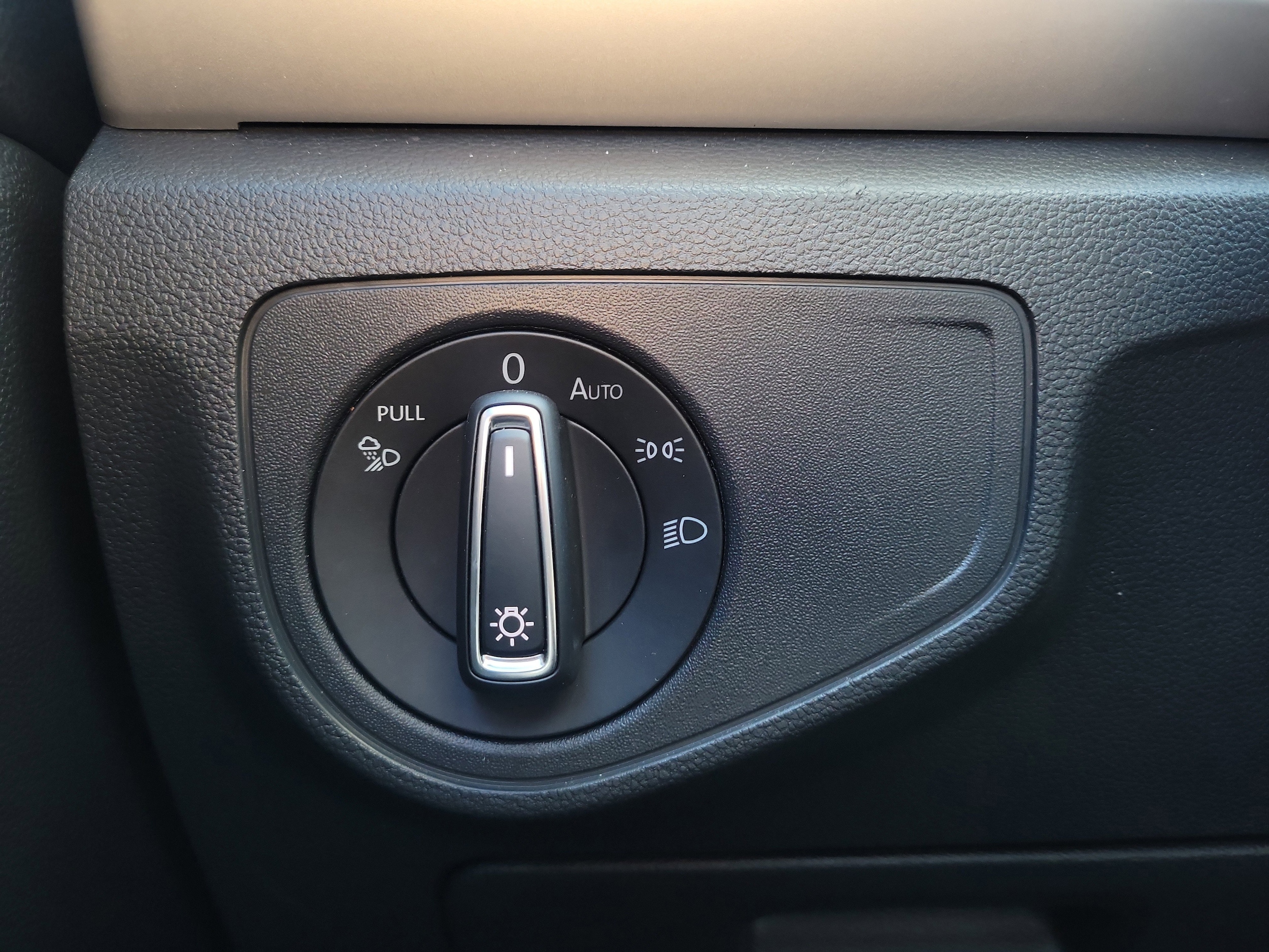 2023 Volkswagen Atlas Cross Sport SEL R-Line Black - Photo 22