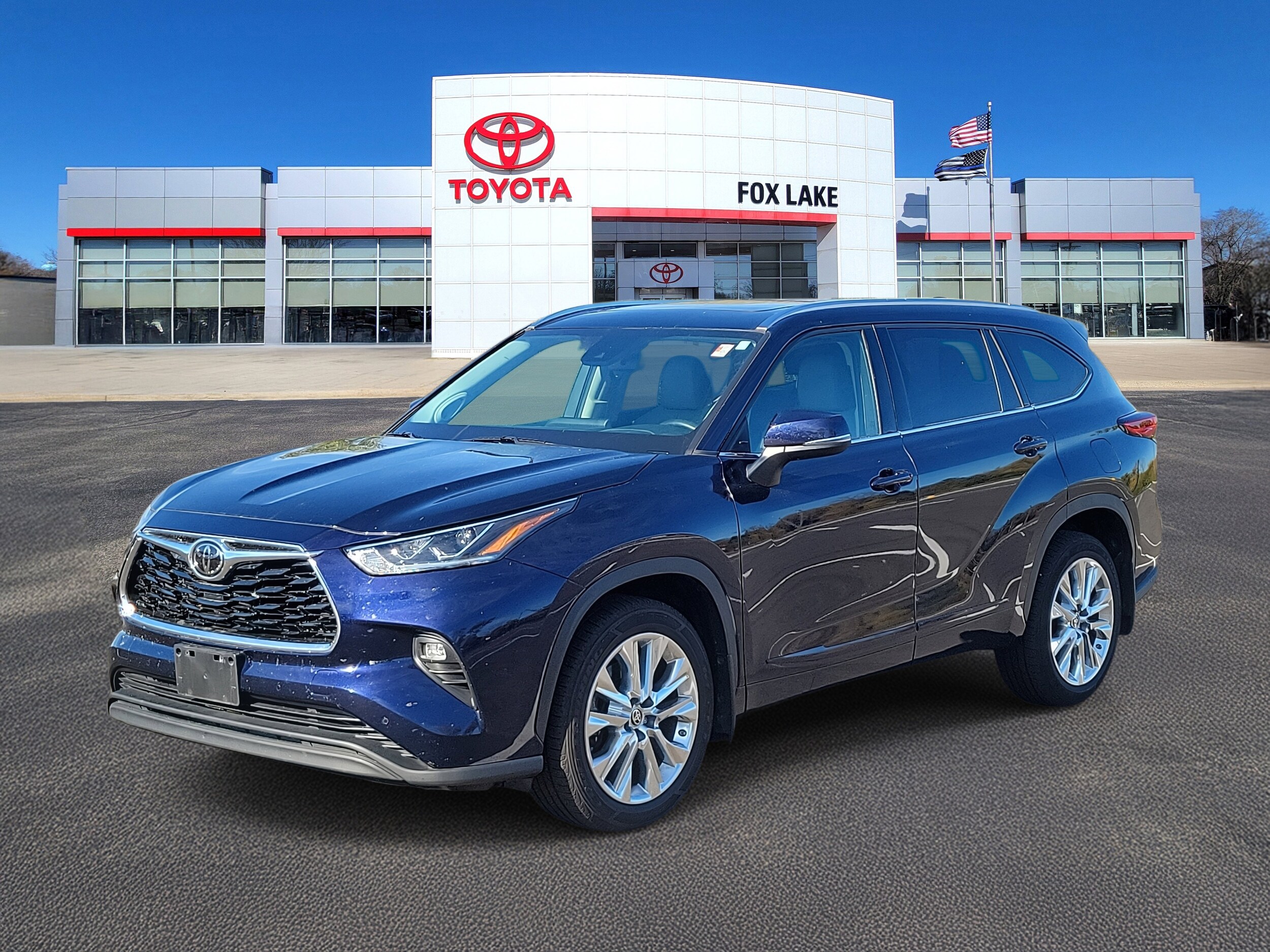 2021 Toyota Highlander Limited photo 2