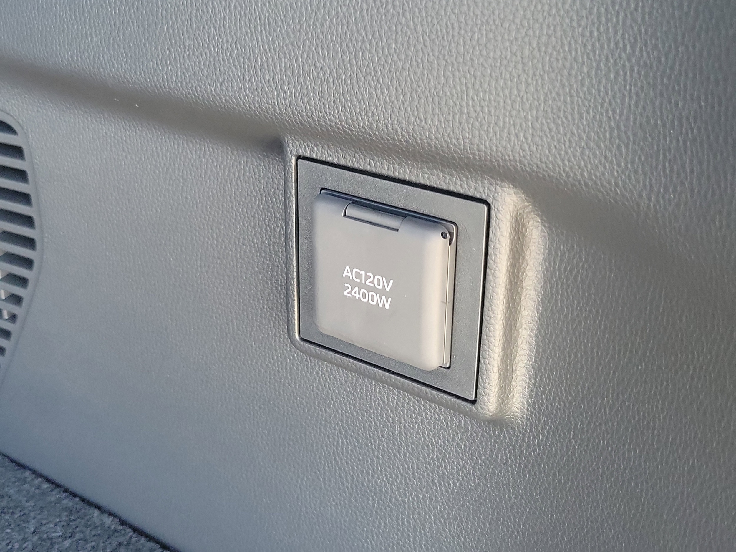 2026 Toyota Land Cruiser Land Cruiser 1958 - Photo 11