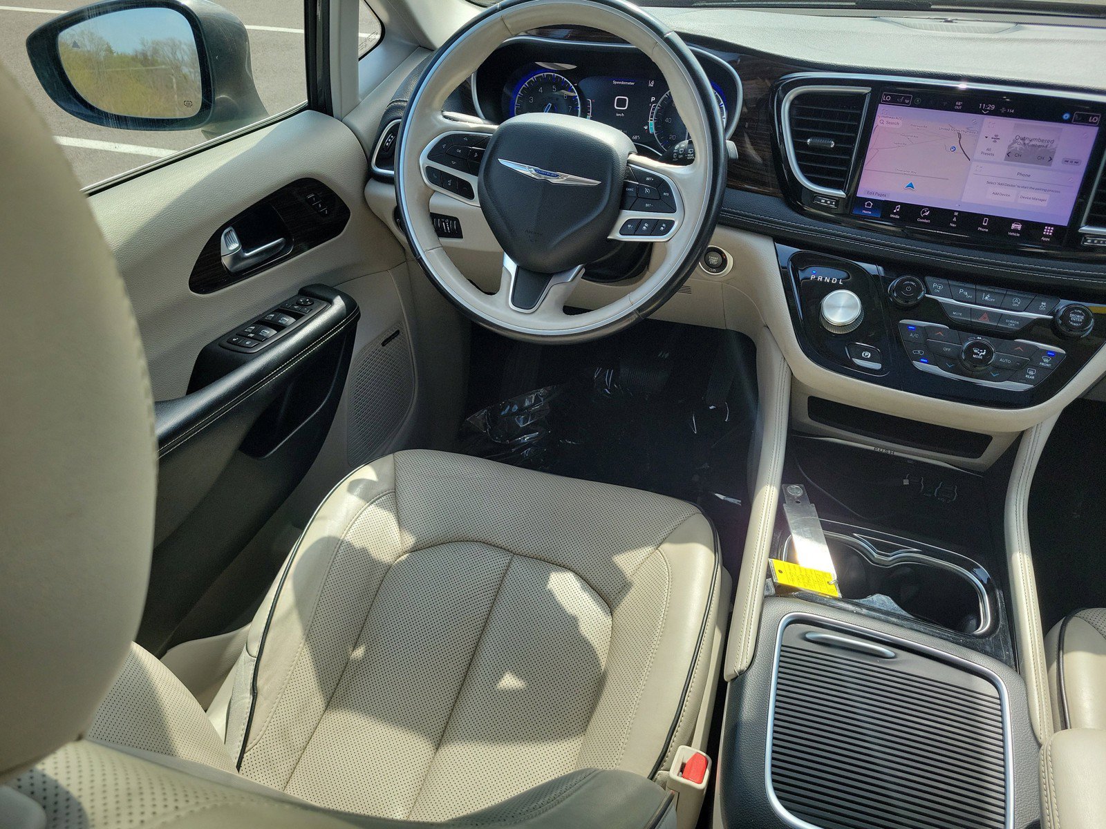 2021 Chrysler Pacifica Limited - Photo 16