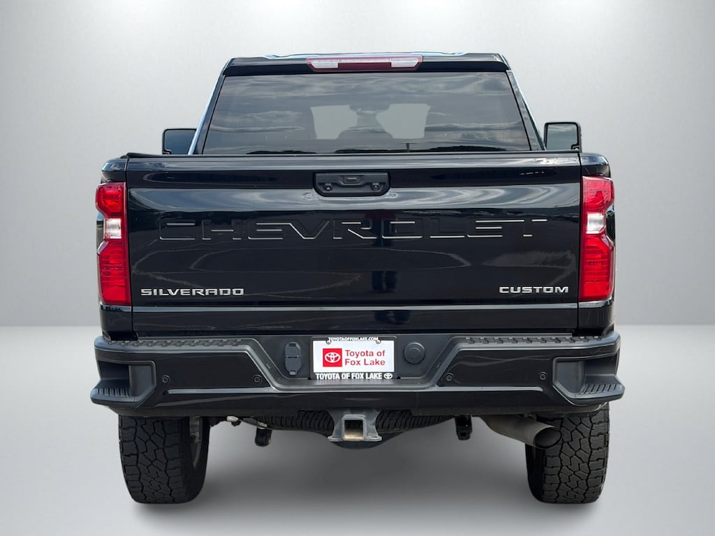 Used 2024 Chevrolet Silverado 2500HD Custom Truck