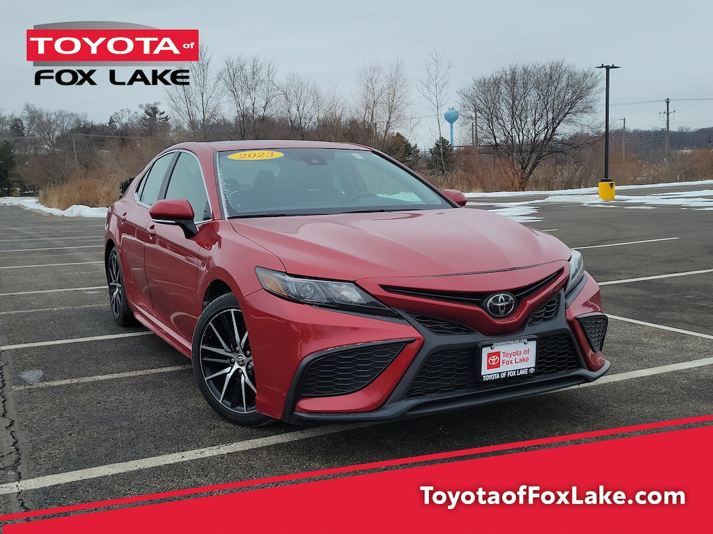 Used 2023 Toyota Camry SE Car