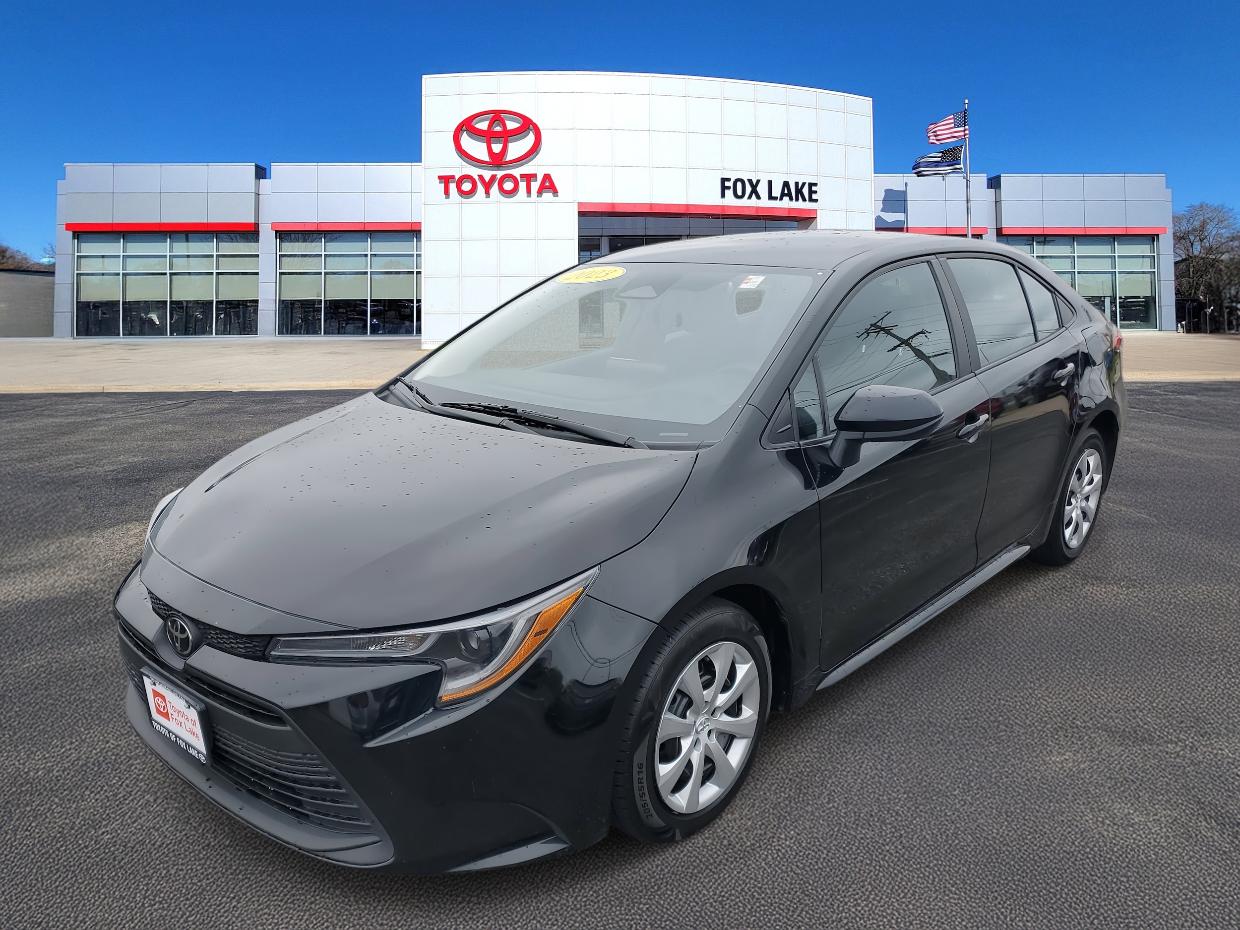 Used 2023 Toyota Corolla LE with VIN 5YFB4MDE7PP034320 for sale in Fox Lake, IL