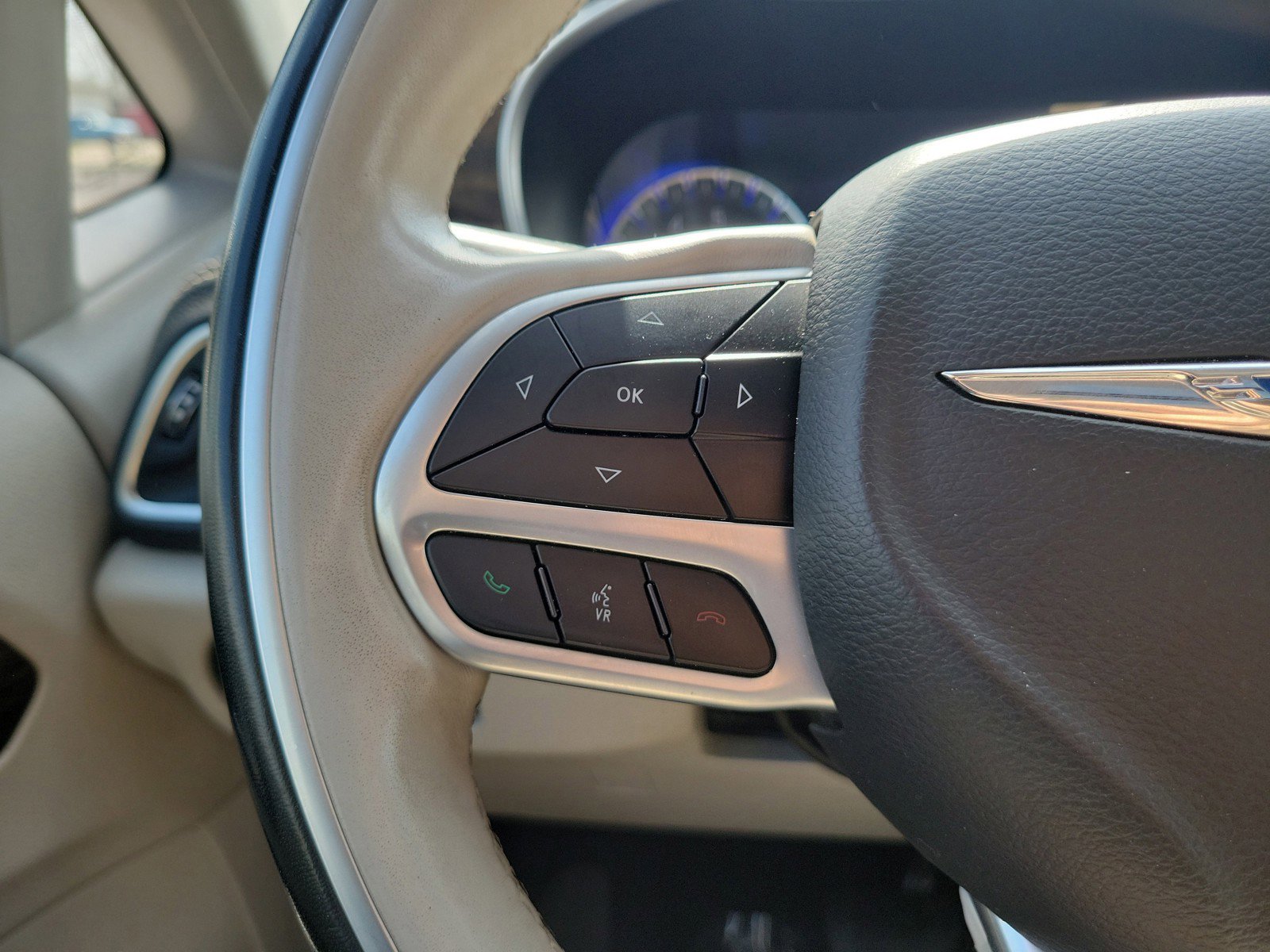 2021 Chrysler Pacifica Limited - Photo 26