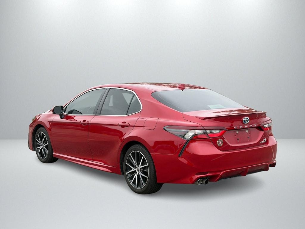 Used 2023 Toyota Camry Hybrid SE Car