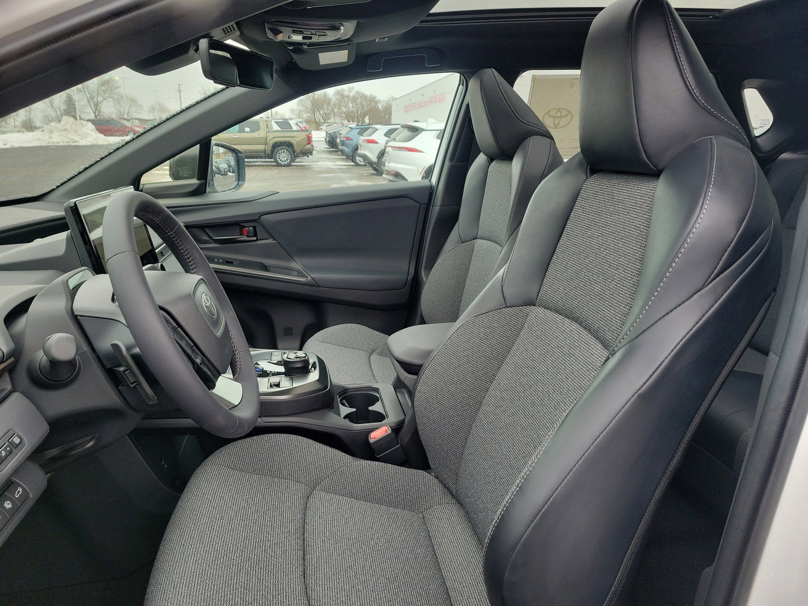 2026 Toyota bZ XLE - Photo 19