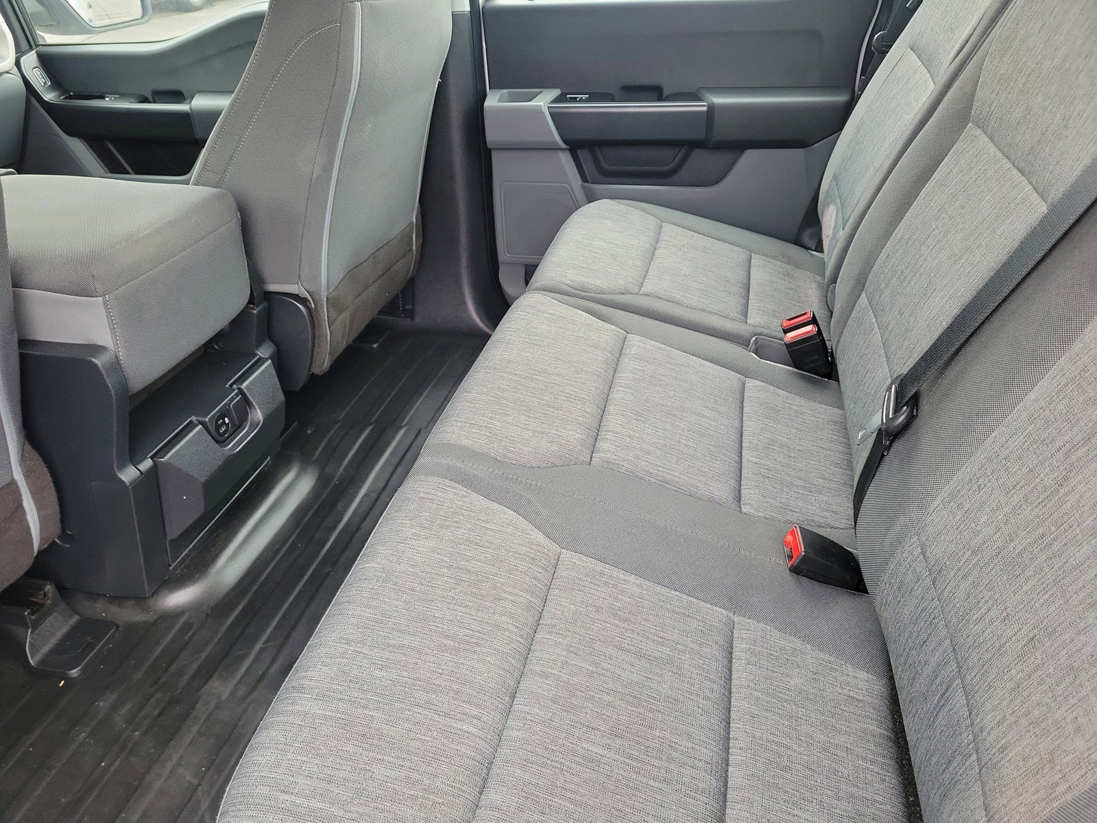 2023 Ford F-150 XL - Photo 16
