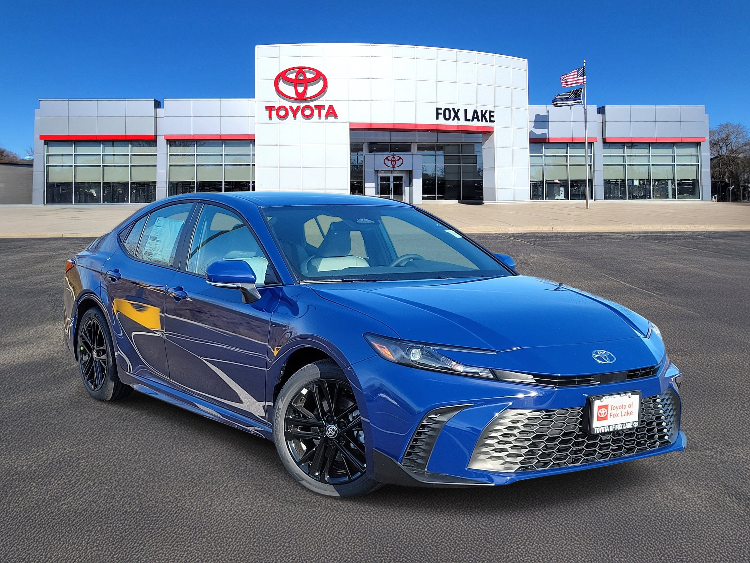 2026 Toyota Camry SE's photo