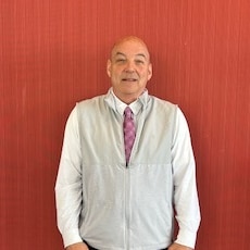 Staff member Brian Weinberg from ID_094ff74e5ed4