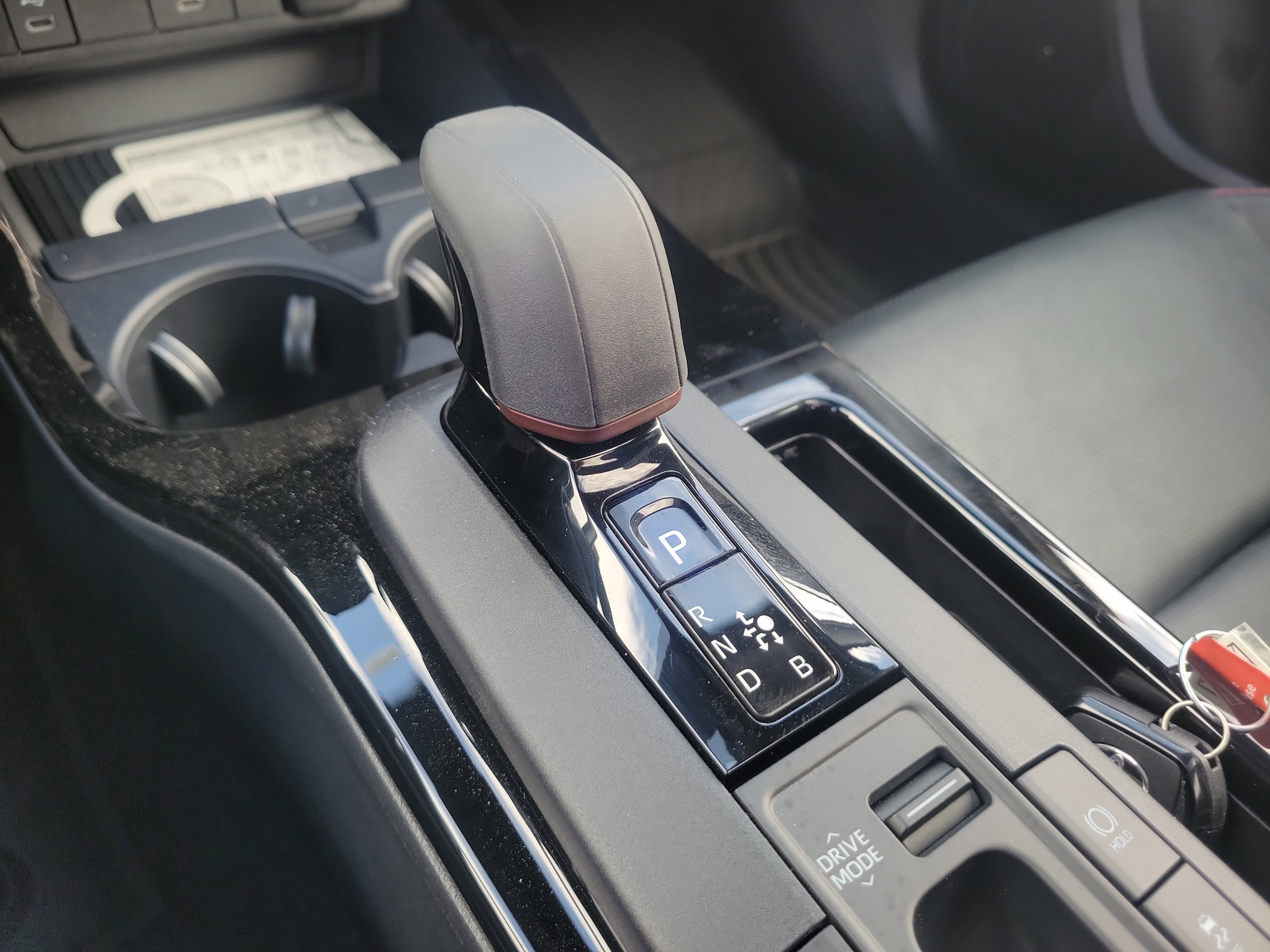 2026 Toyota Prius Plug-in Hybrid XSE Premium - Photo 33