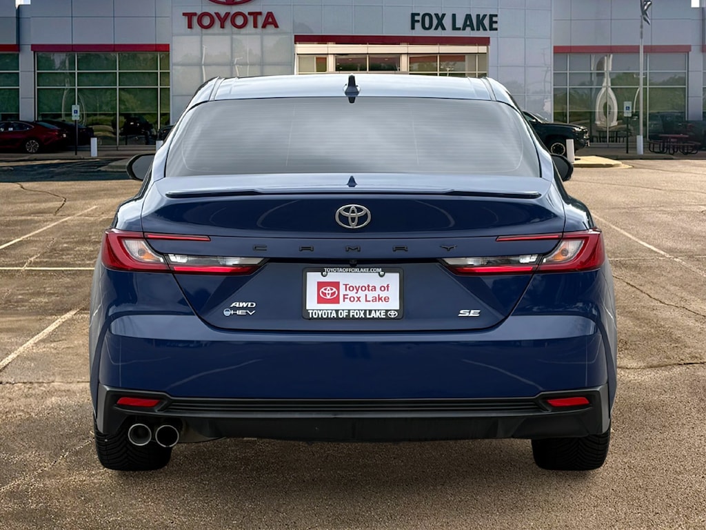 Used 2025 Toyota Camry SE Car