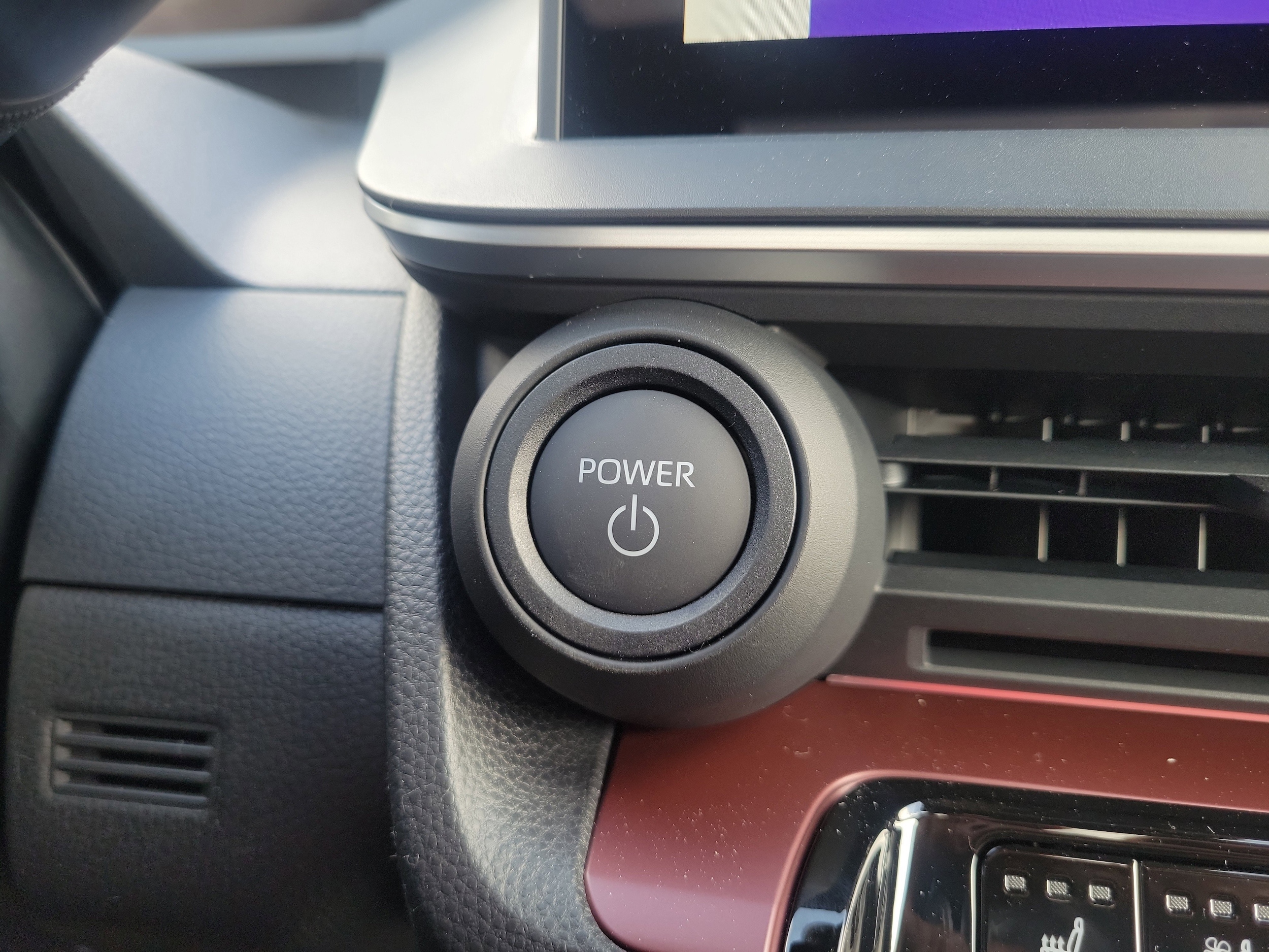 2026 Toyota Prius Plug-in Hybrid XSE Premium - Photo 26